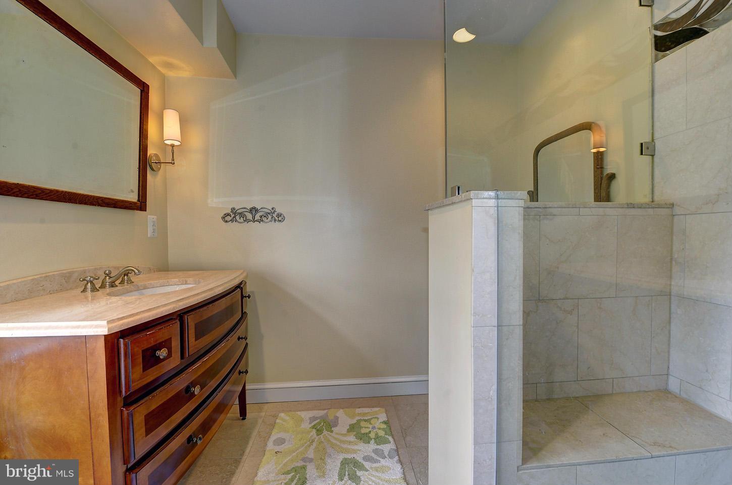 WESTWOOD - Residential