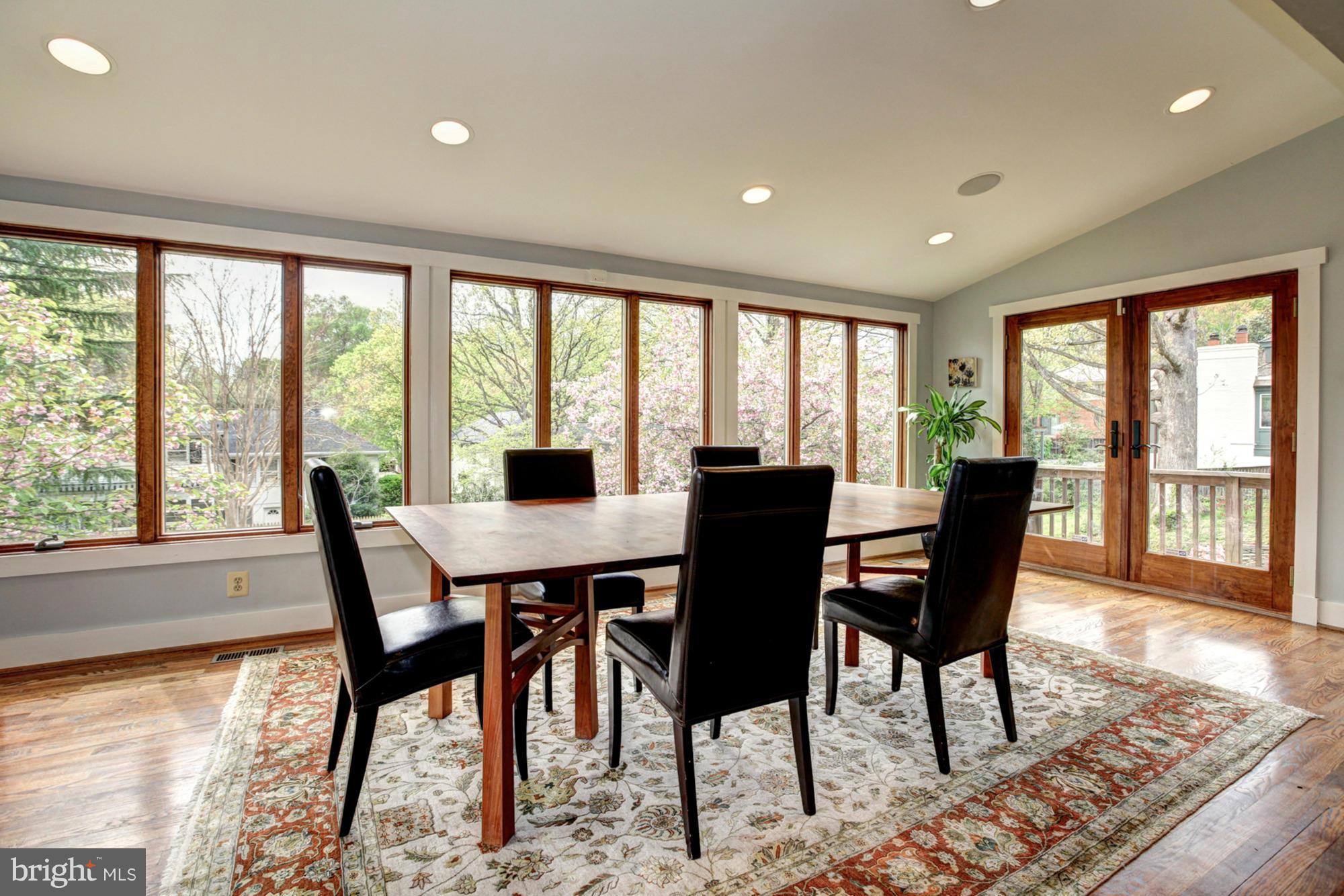 WESTWOOD - Residential