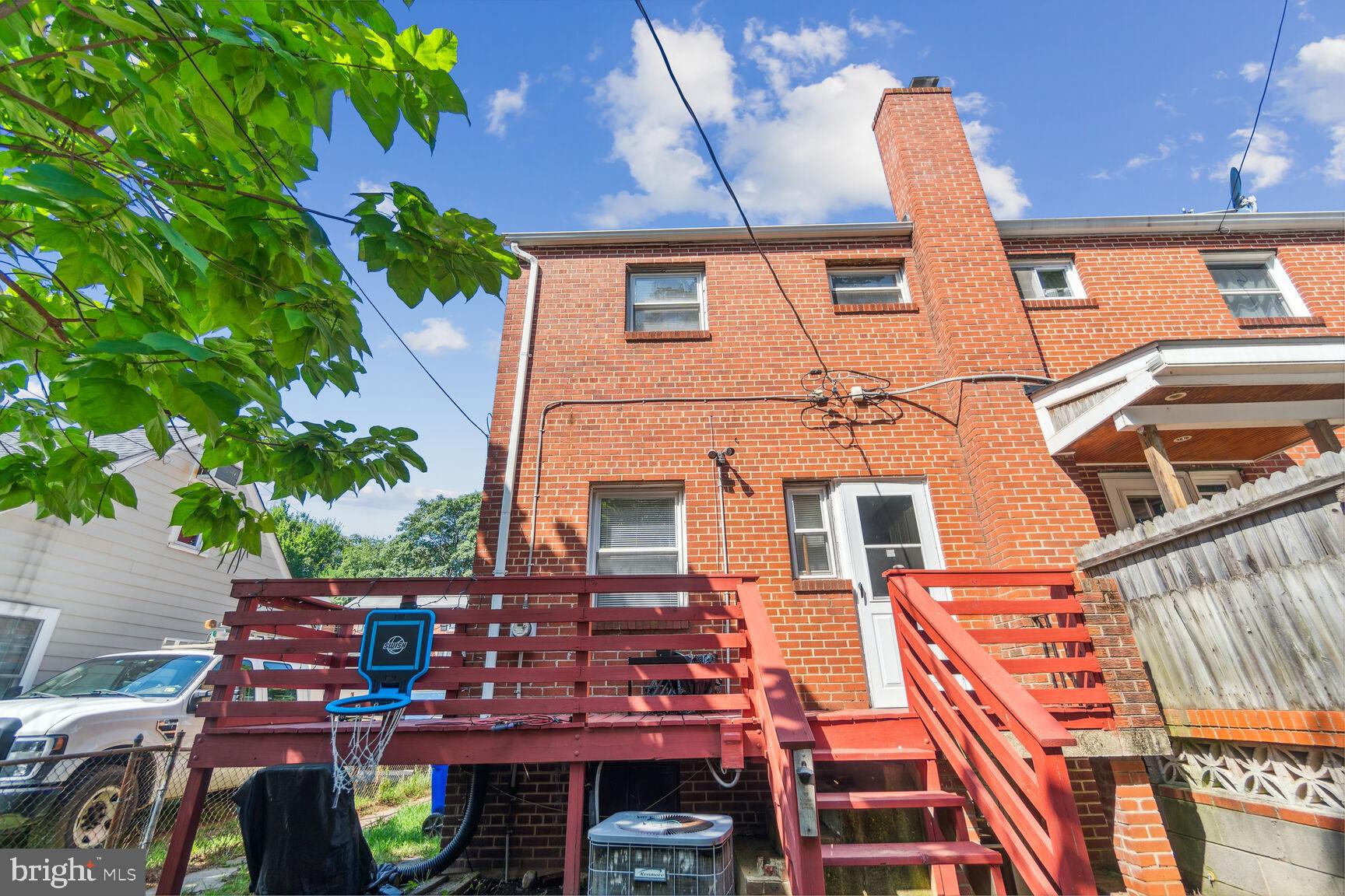 GREEN VALLEY - Residential Lease