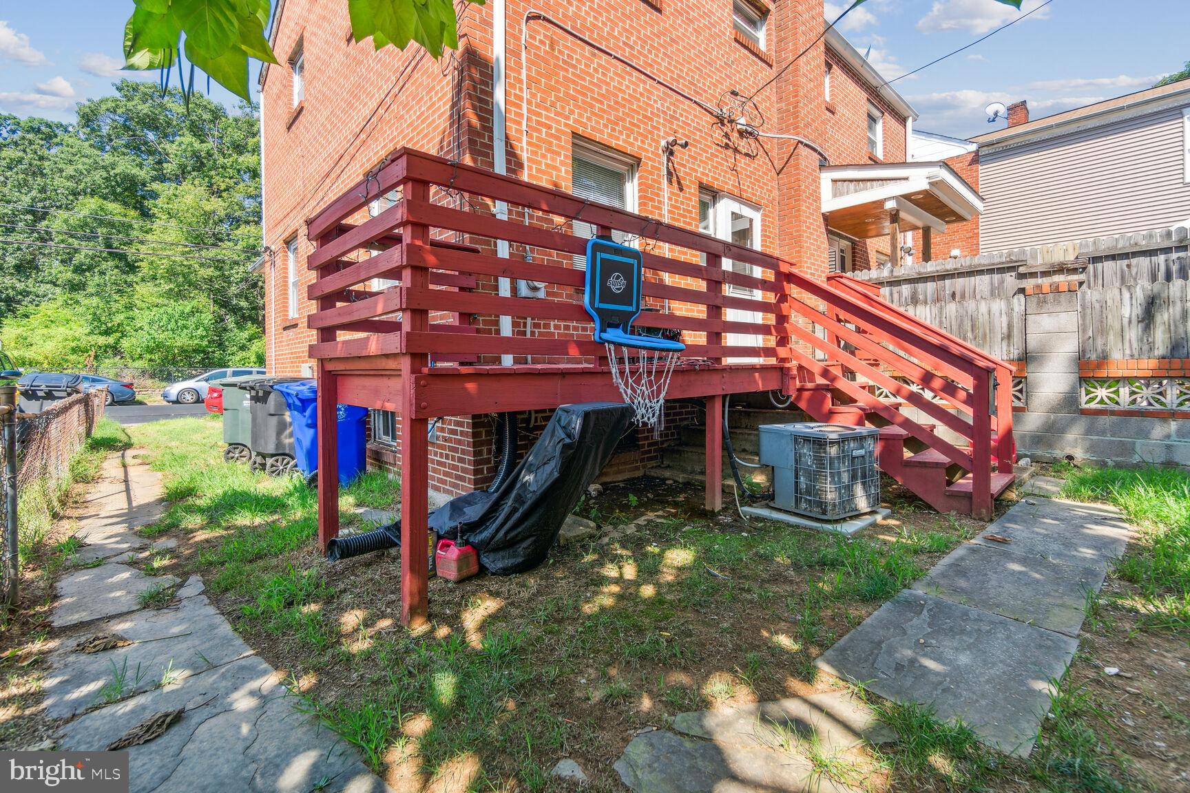 GREEN VALLEY - Residential Lease