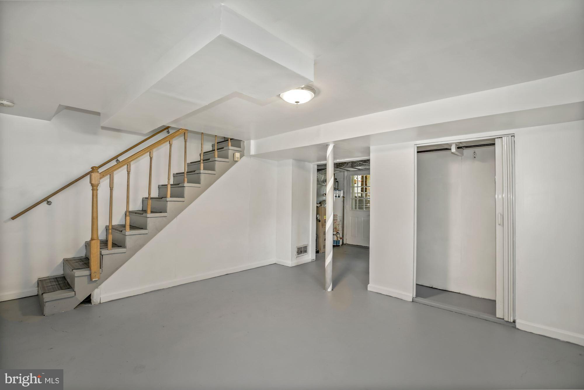 GREEN VALLEY - Residential Lease