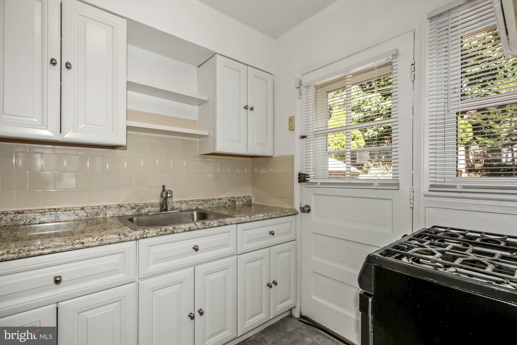 GREEN VALLEY - Residential Lease