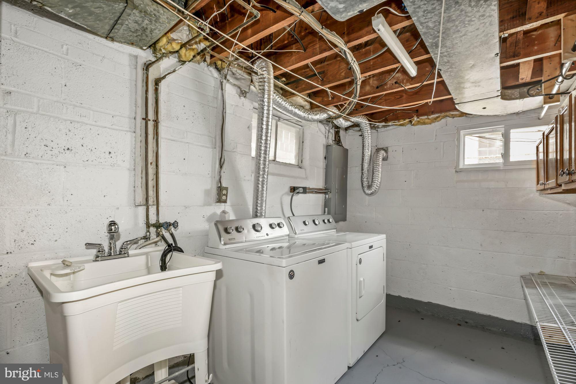 GREEN VALLEY - Residential Lease