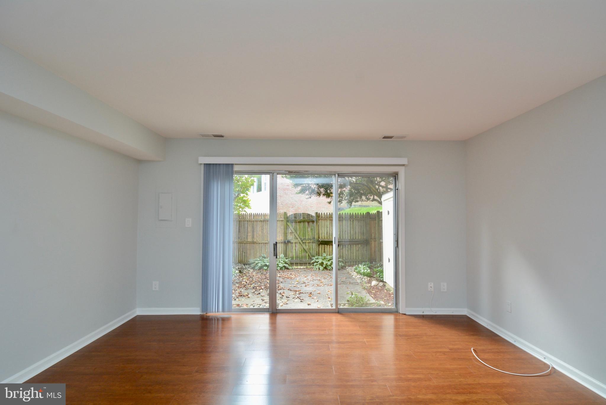 CARDINAL FOREST - Residential Lease