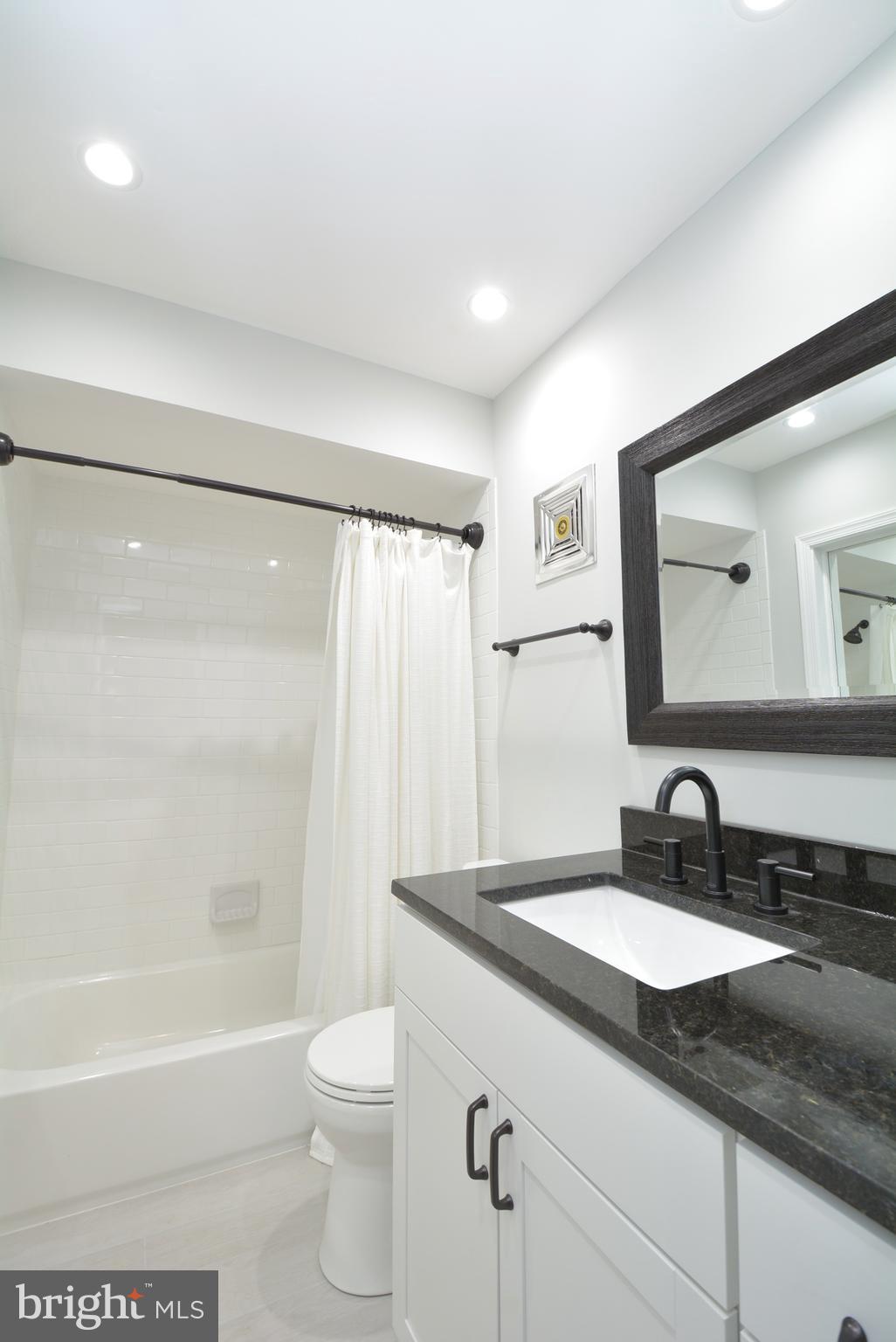 CARDINAL FOREST - Residential Lease