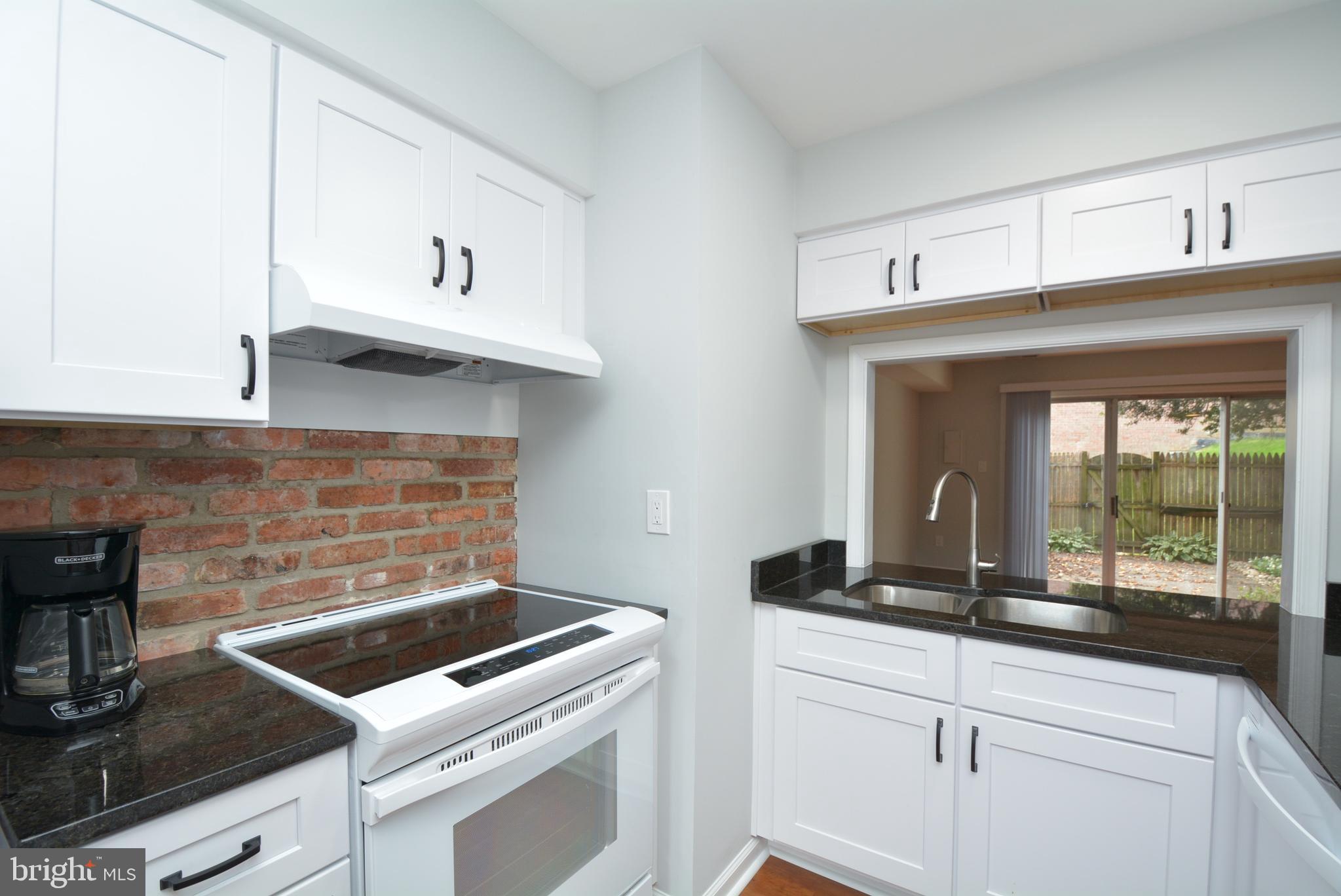 CARDINAL FOREST - Residential Lease