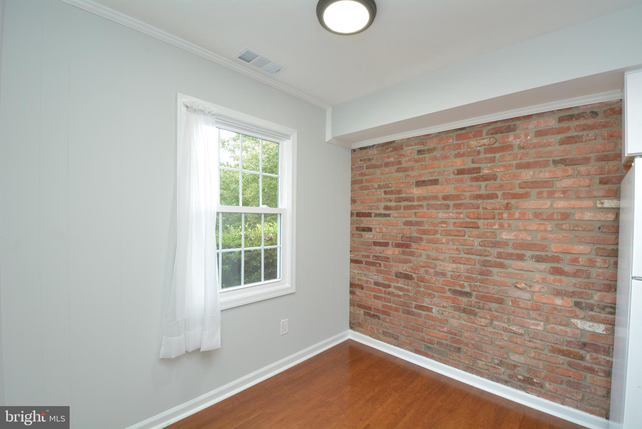 CARDINAL FOREST - Residential Lease