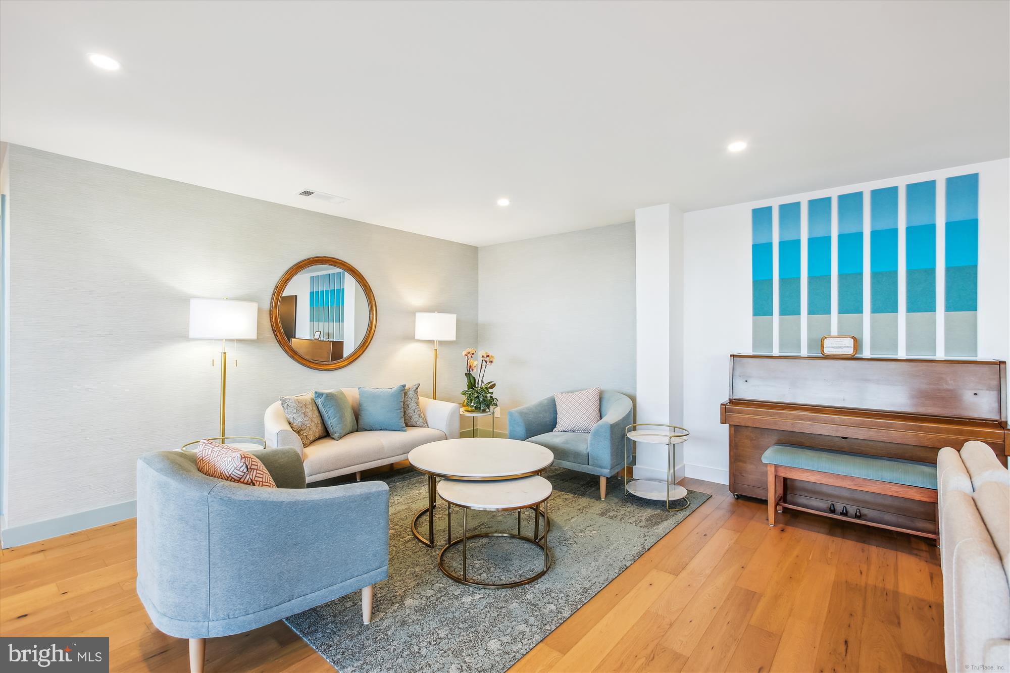 MARINA TOWERS - Residential