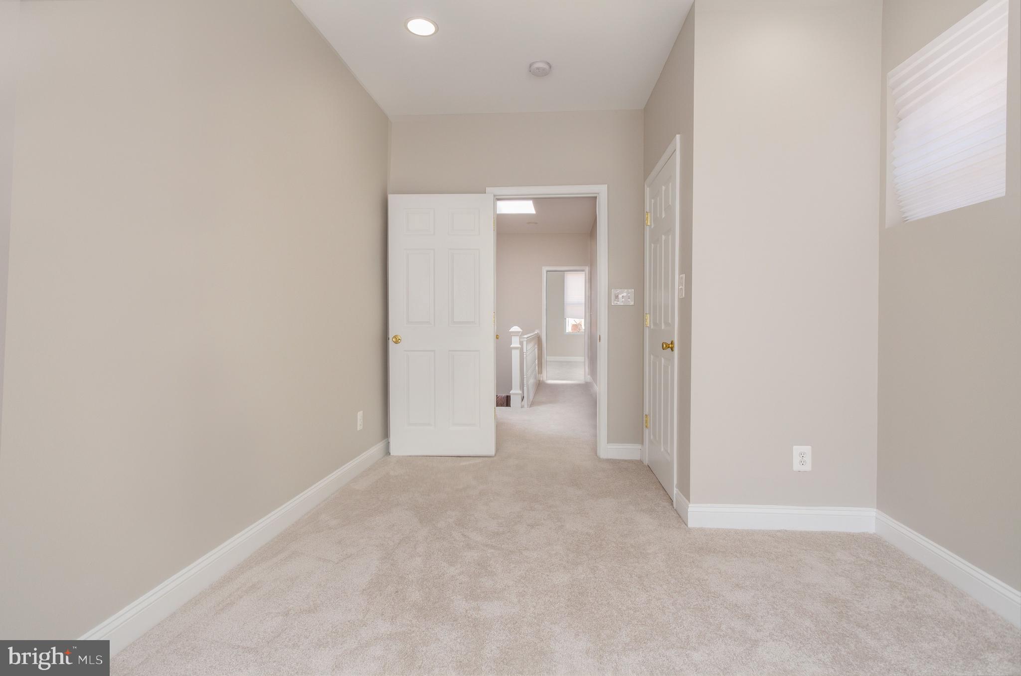 CHARLES VILLAGE - Residential