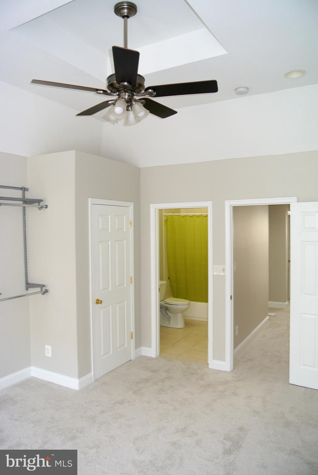 CHARLES VILLAGE - Residential