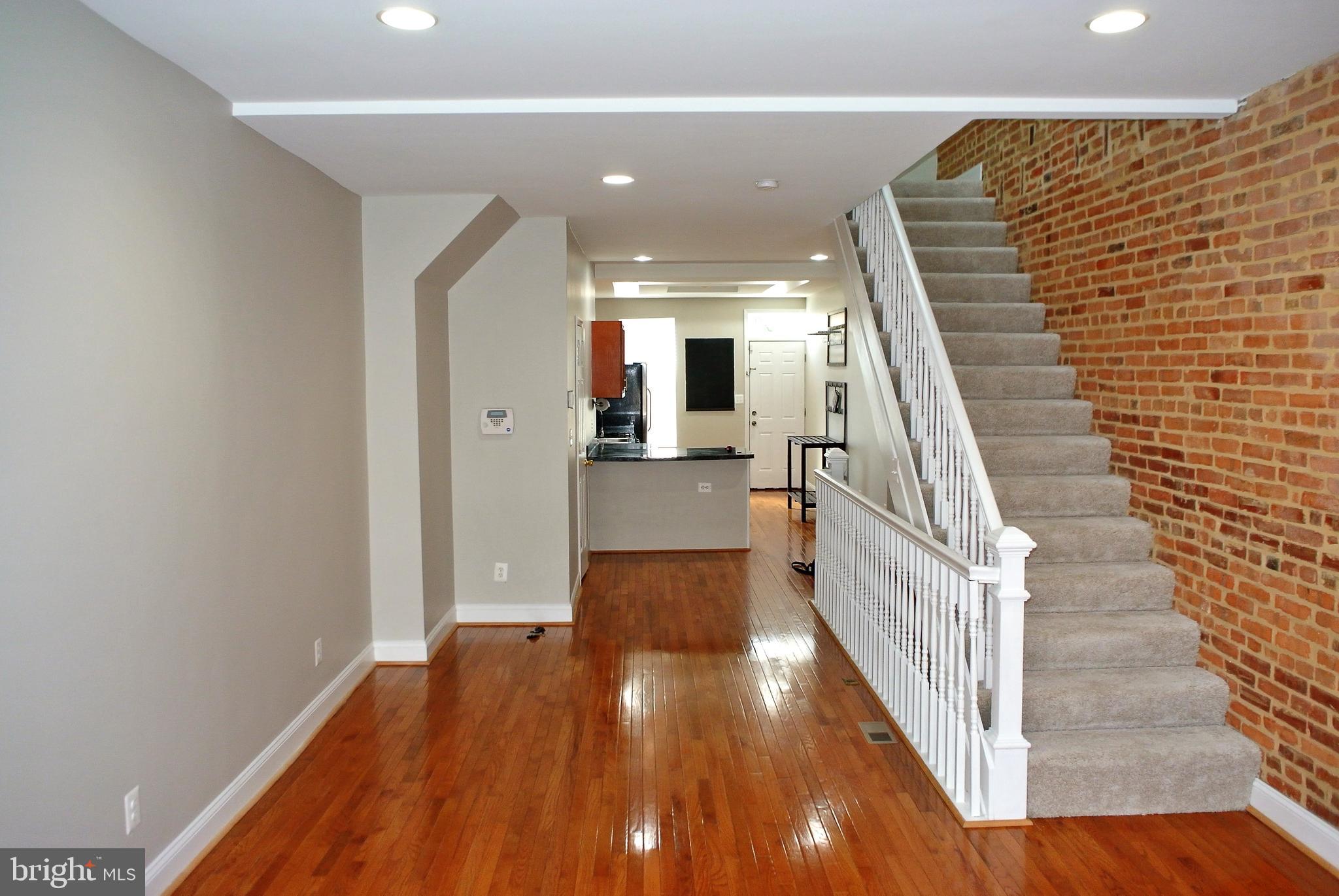 CHARLES VILLAGE - Residential