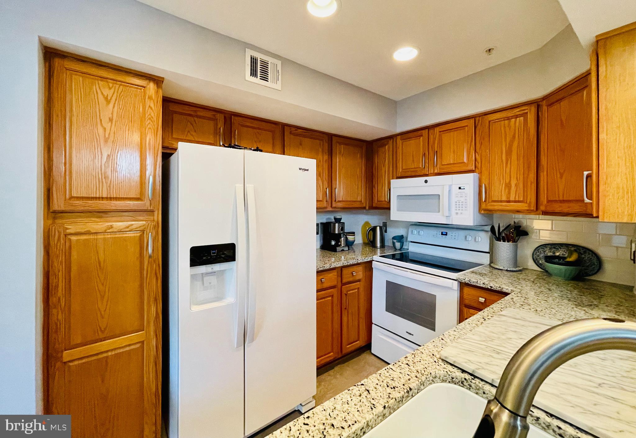 BALDWIN GROVE - Residential Lease