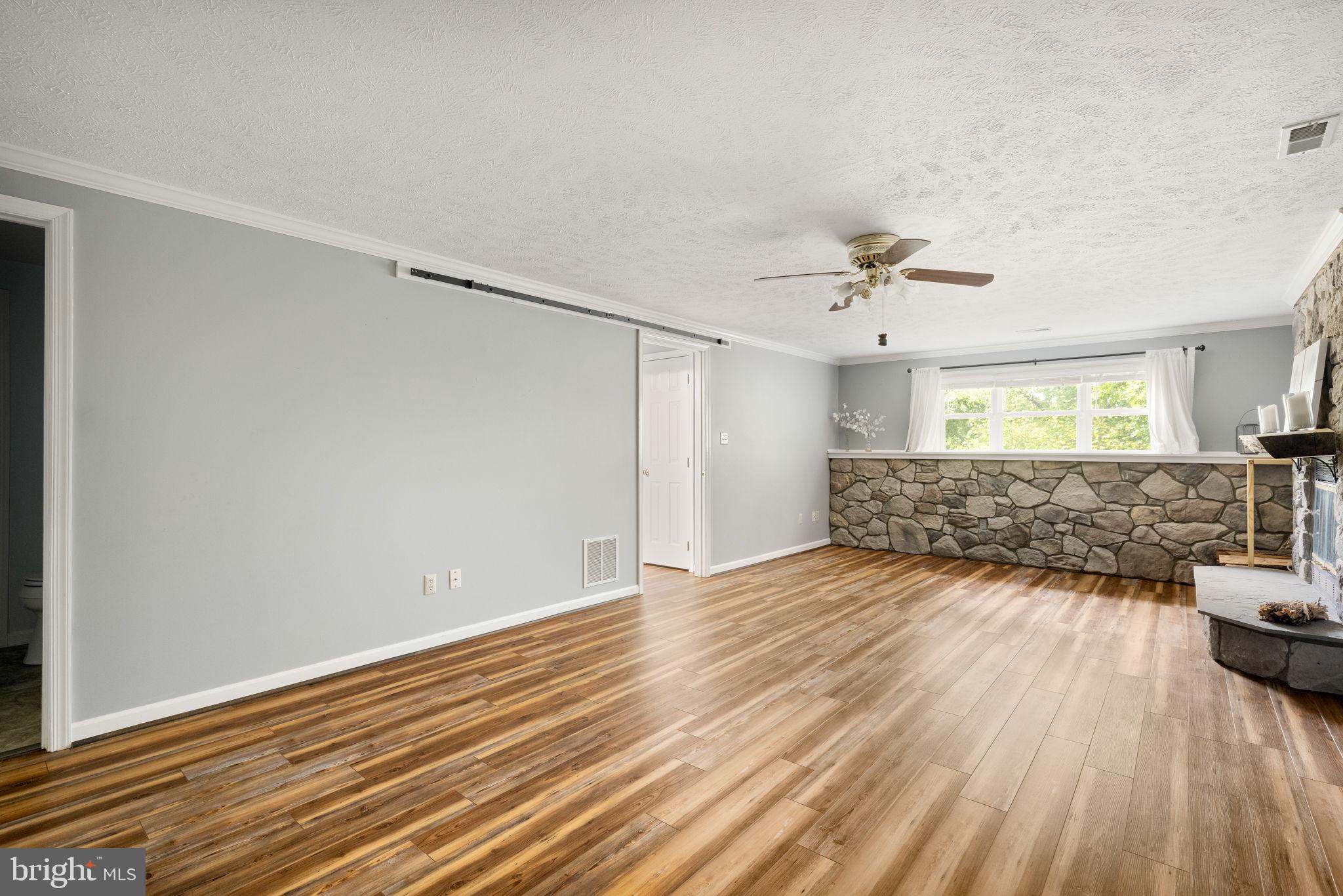 HIGH KNOB - Residential