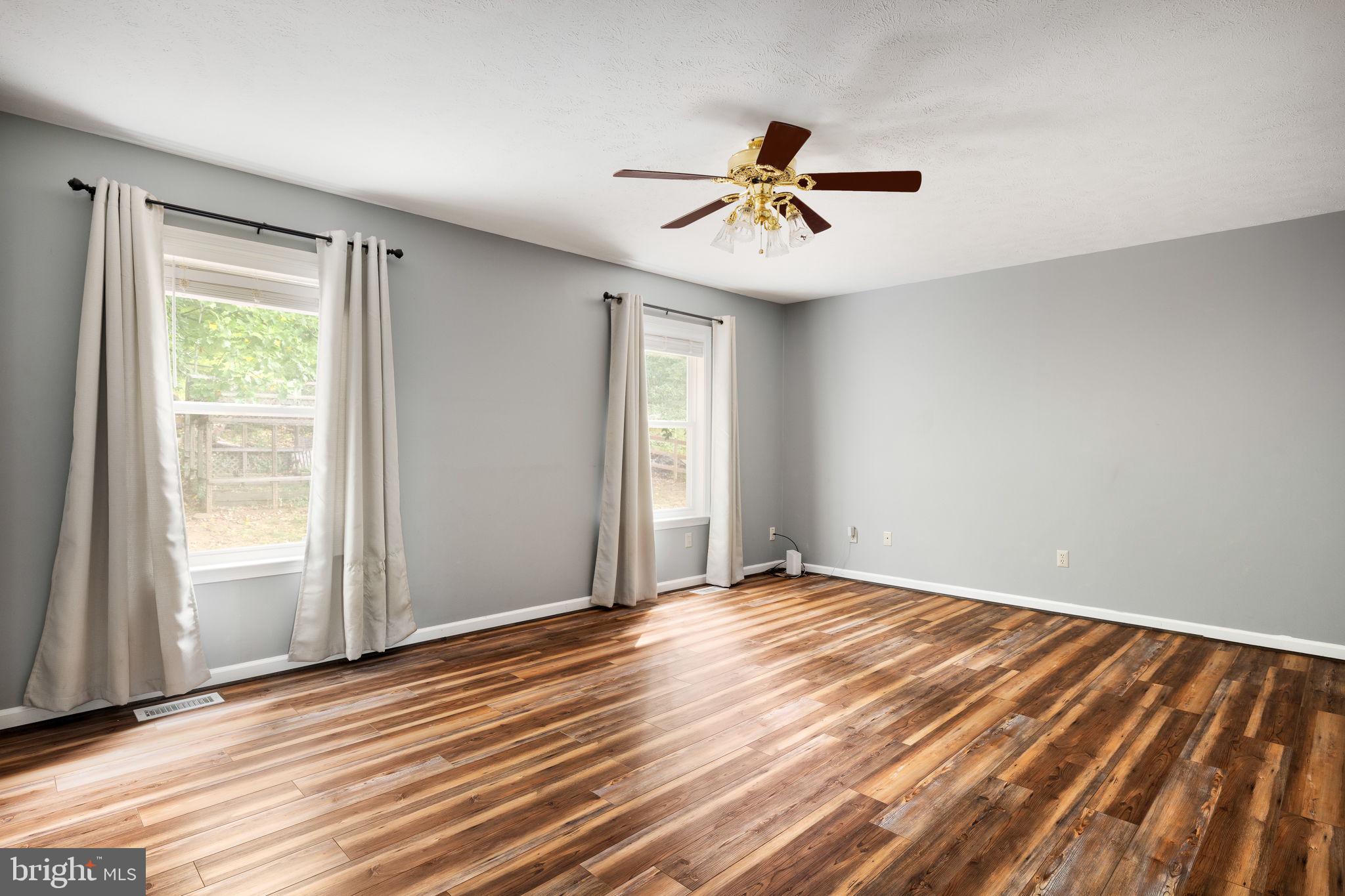 HIGH KNOB - Residential