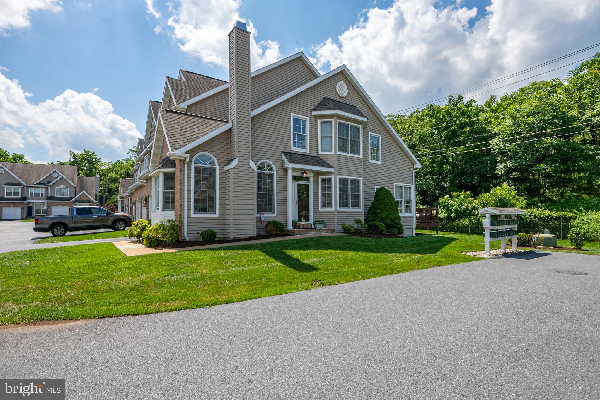 7 WYOMISSING COURT