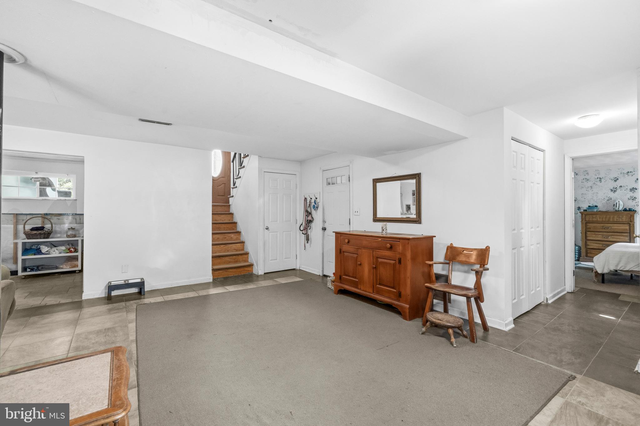 MAPLE RIDGE - Residential