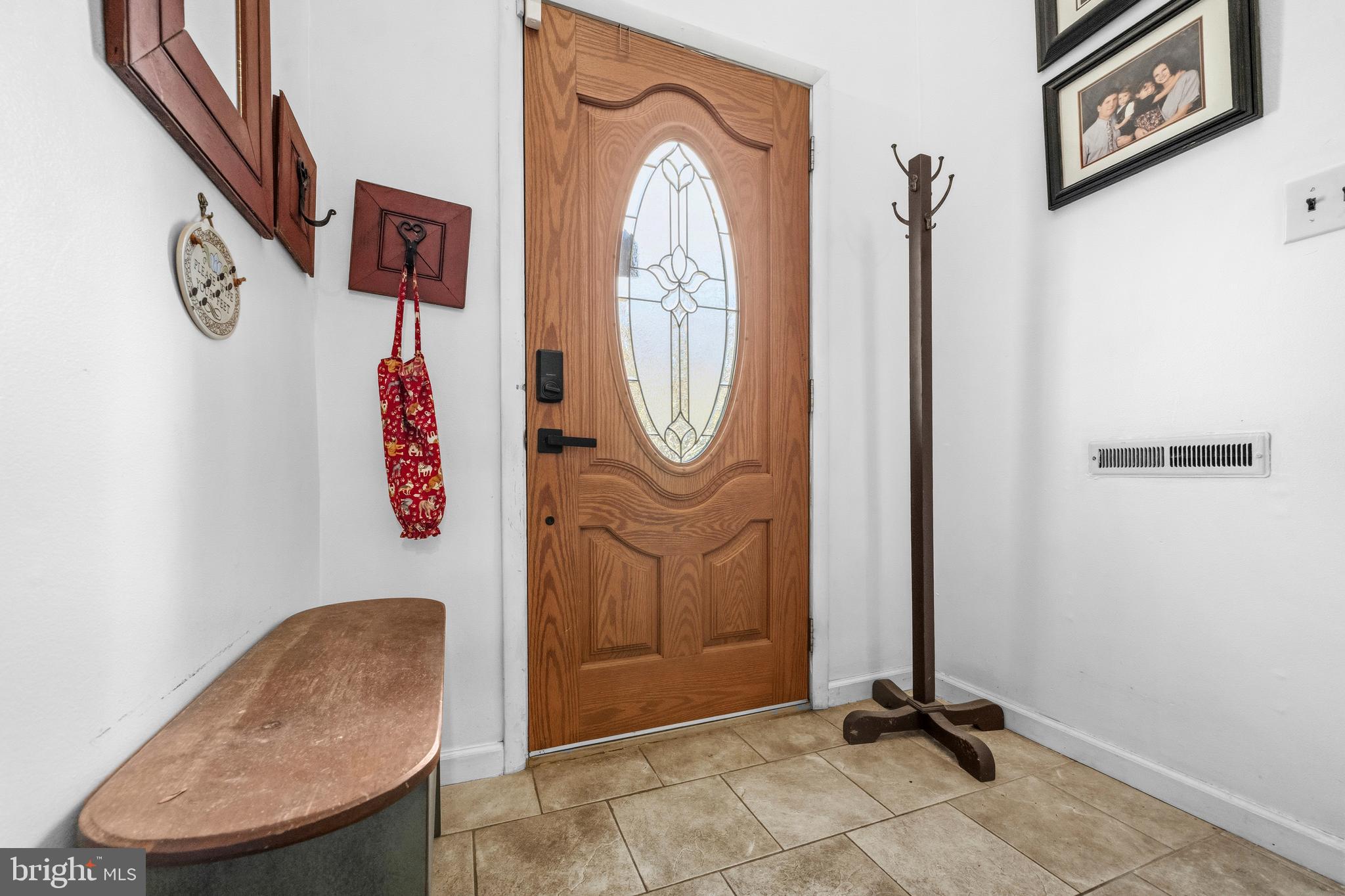 MAPLE RIDGE - Residential