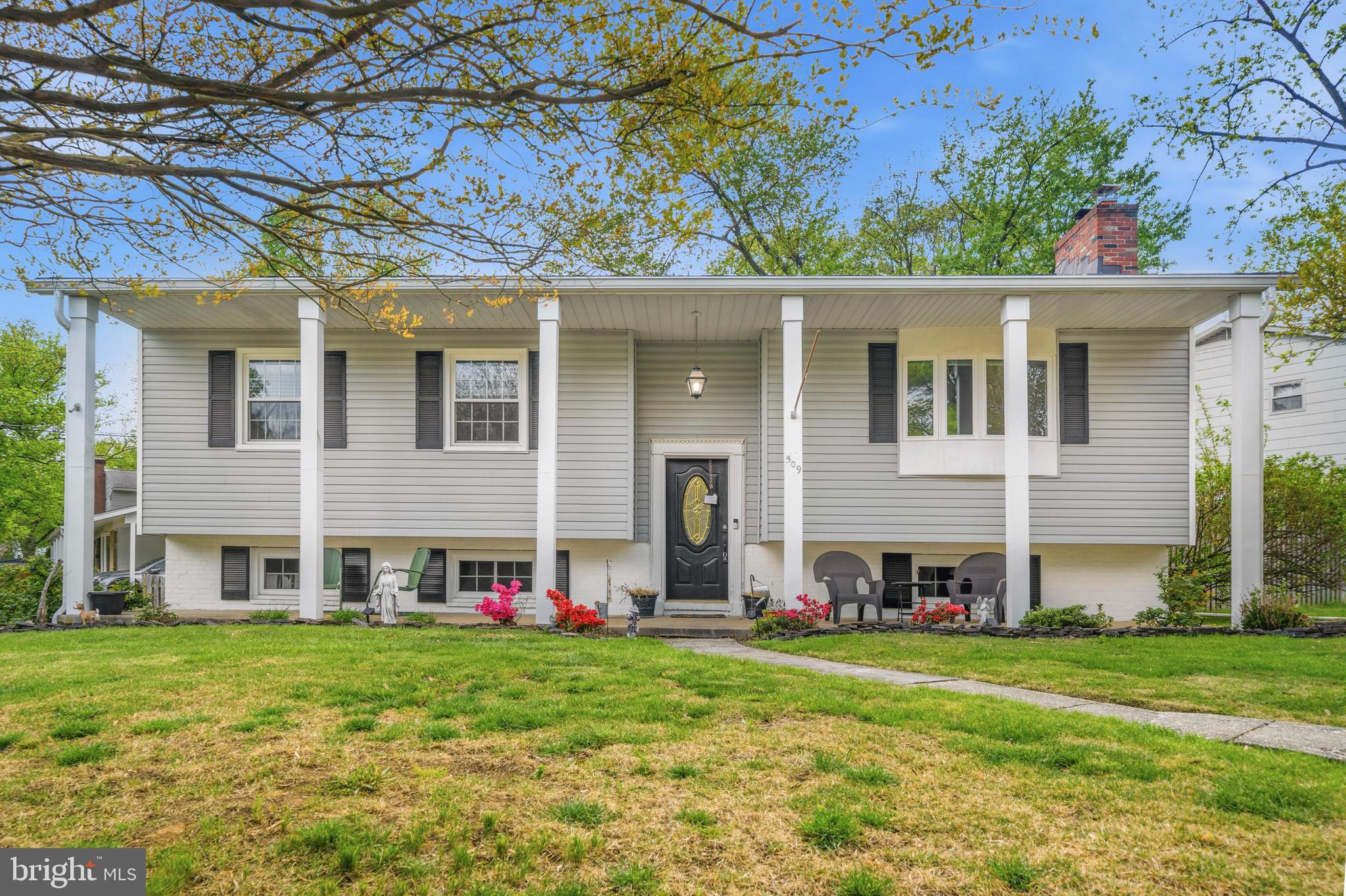 MAPLE RIDGE - Residential