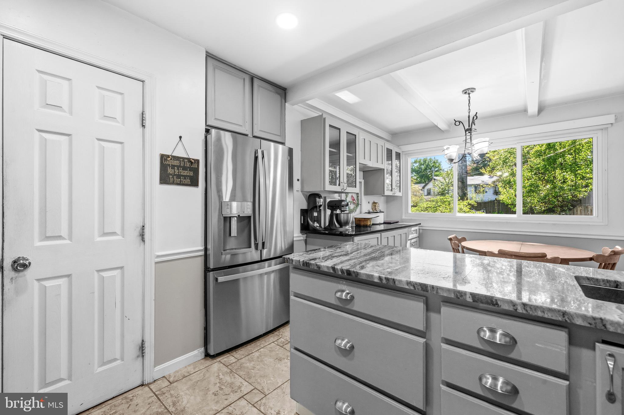 MAPLE RIDGE - Residential