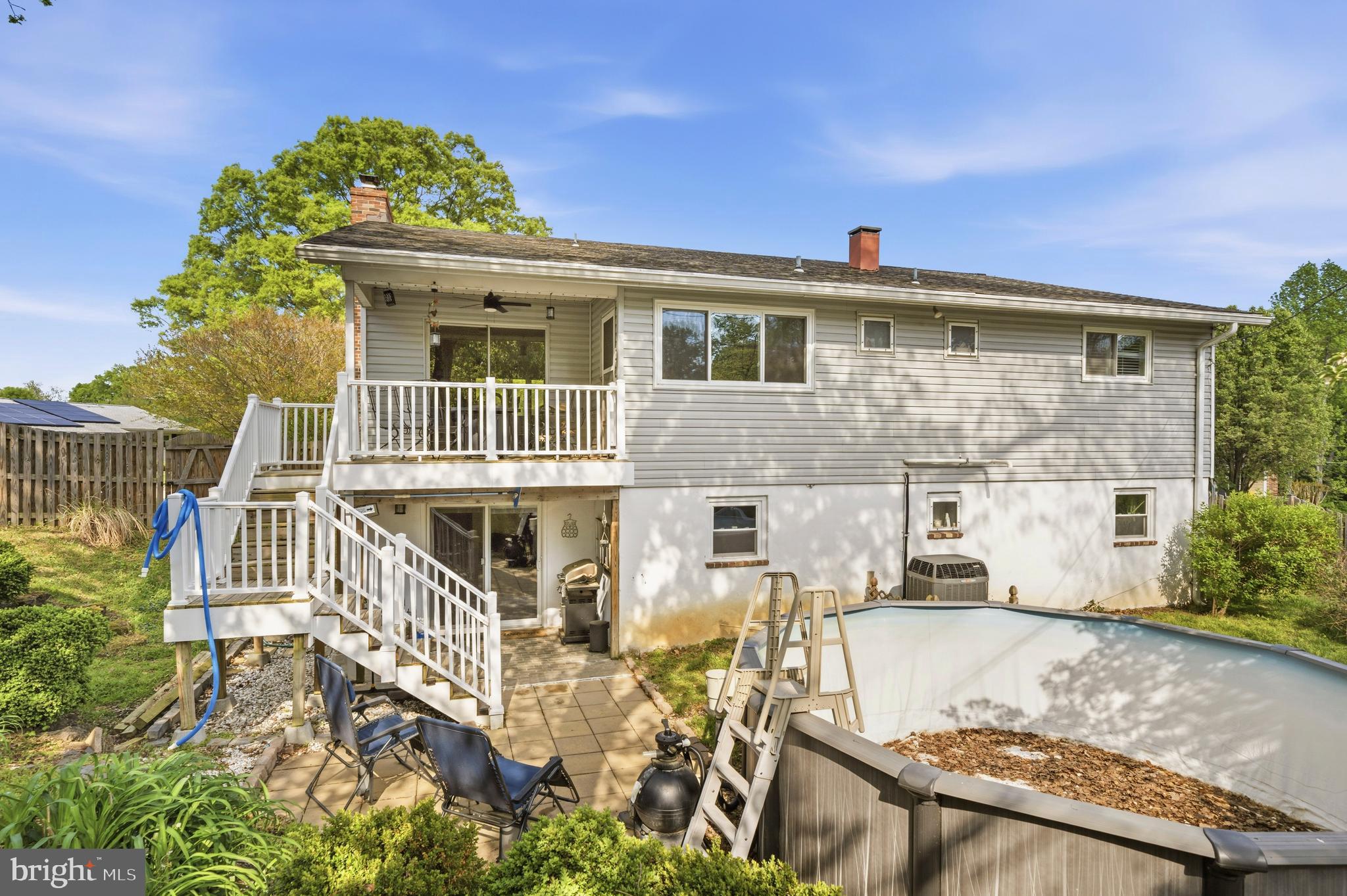 MAPLE RIDGE - Residential