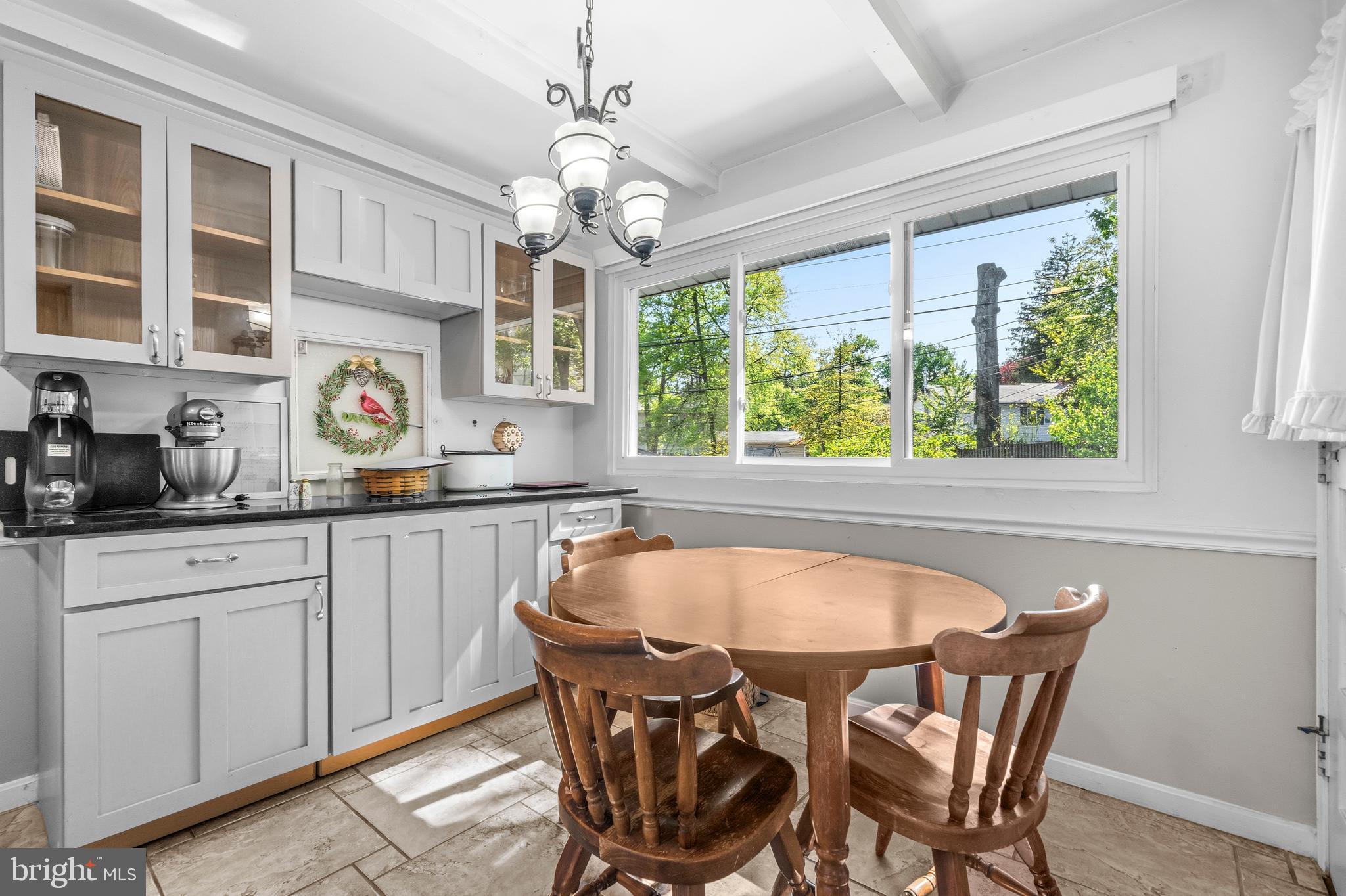 MAPLE RIDGE - Residential