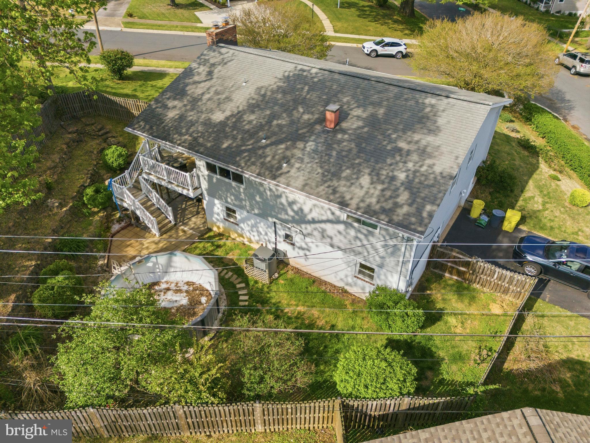 MAPLE RIDGE - Residential