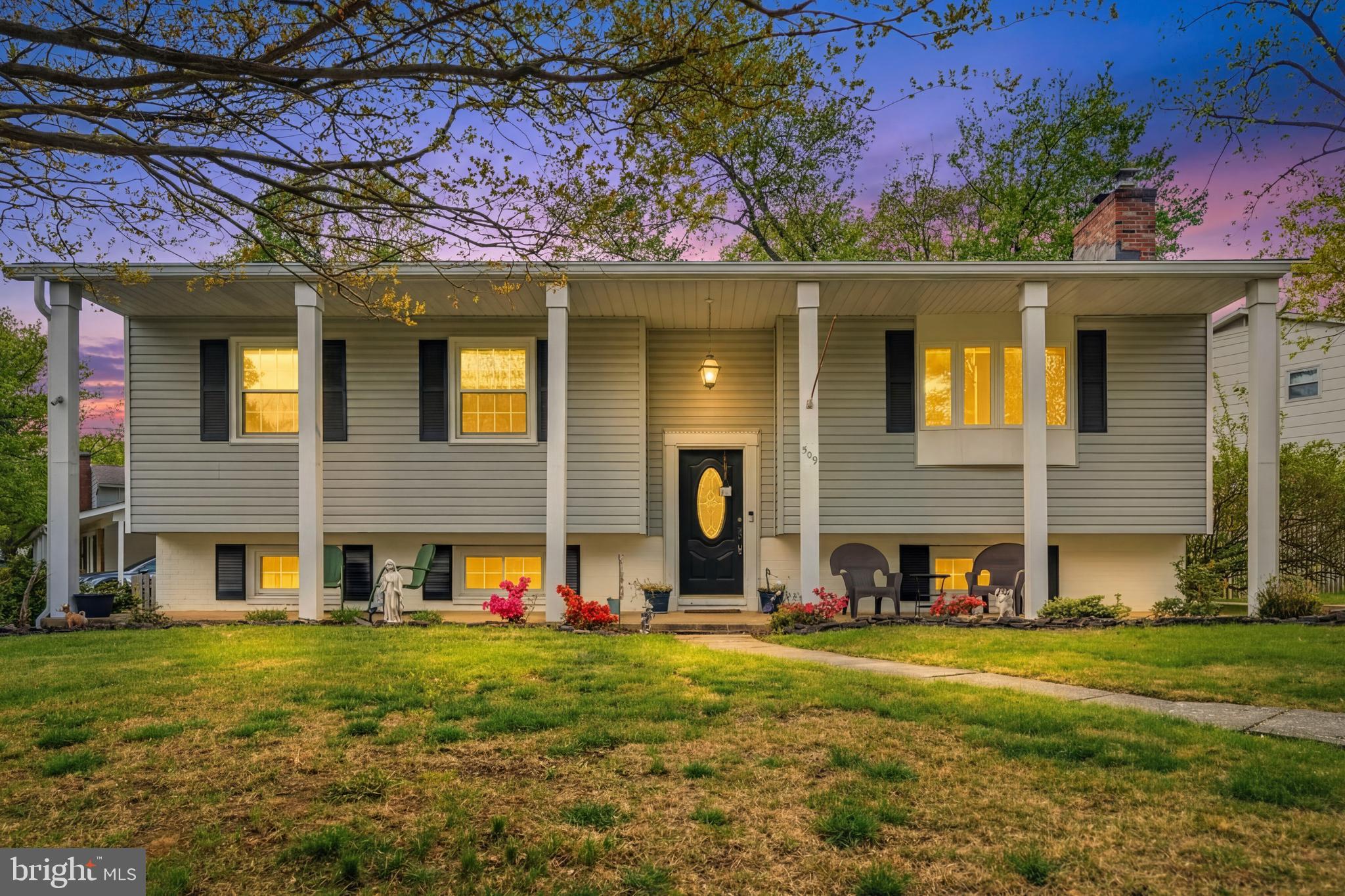 MAPLE RIDGE - Residential