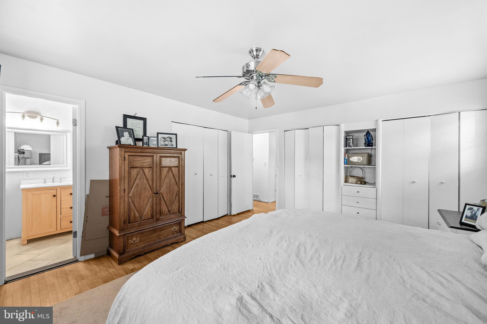 MAPLE RIDGE - Residential