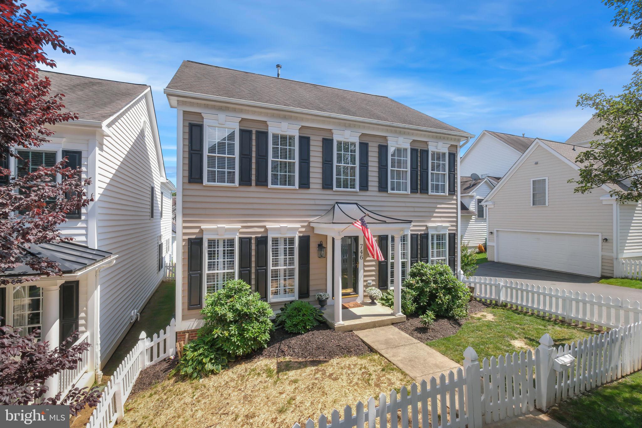 746 LAKE VARUNA MEWS