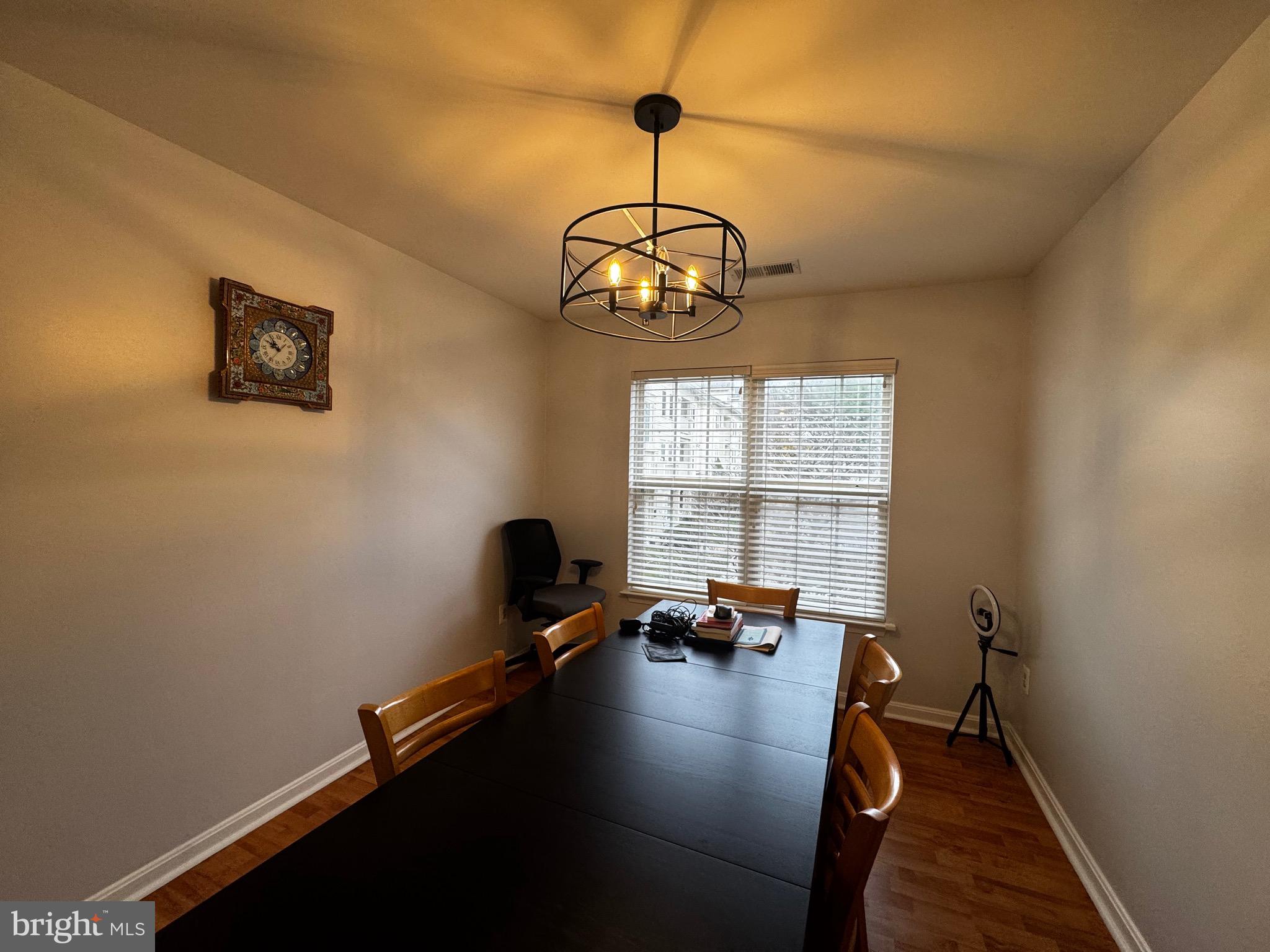 GATEWAY OVERLOOK - Residential Lease