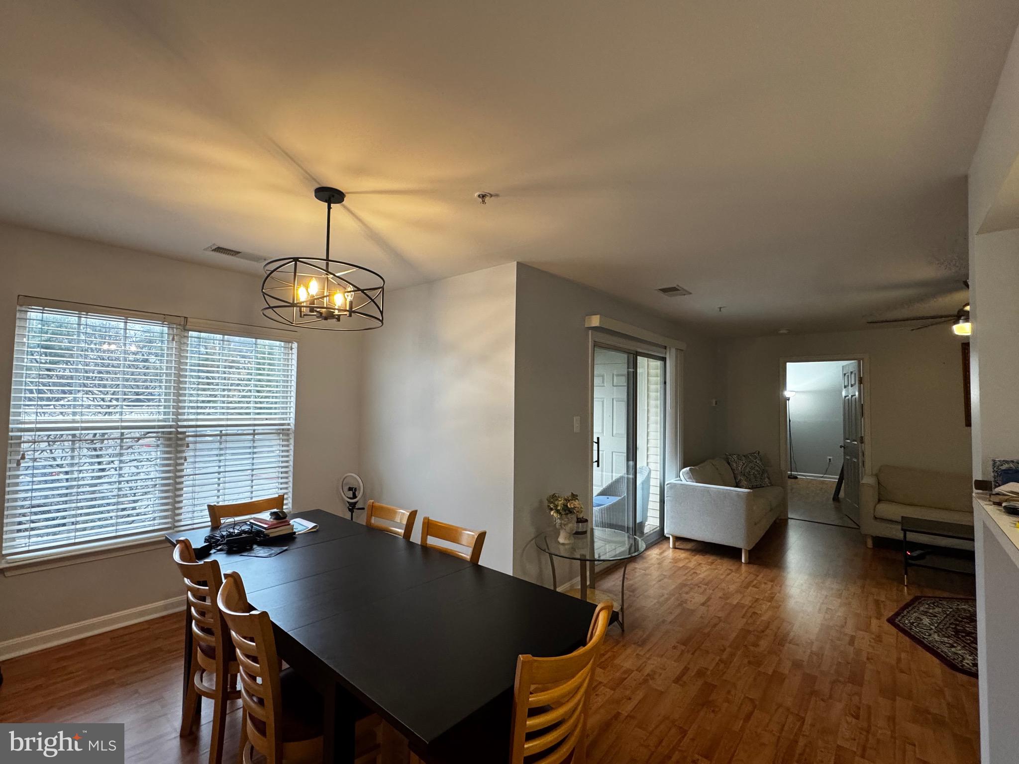 GATEWAY OVERLOOK - Residential Lease