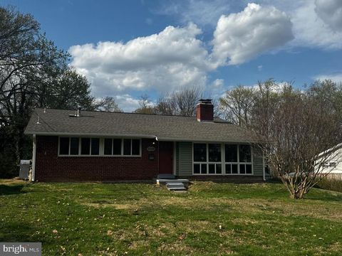 4526 ROUNDHILL ROAD ALEXANDRIA VA 22310