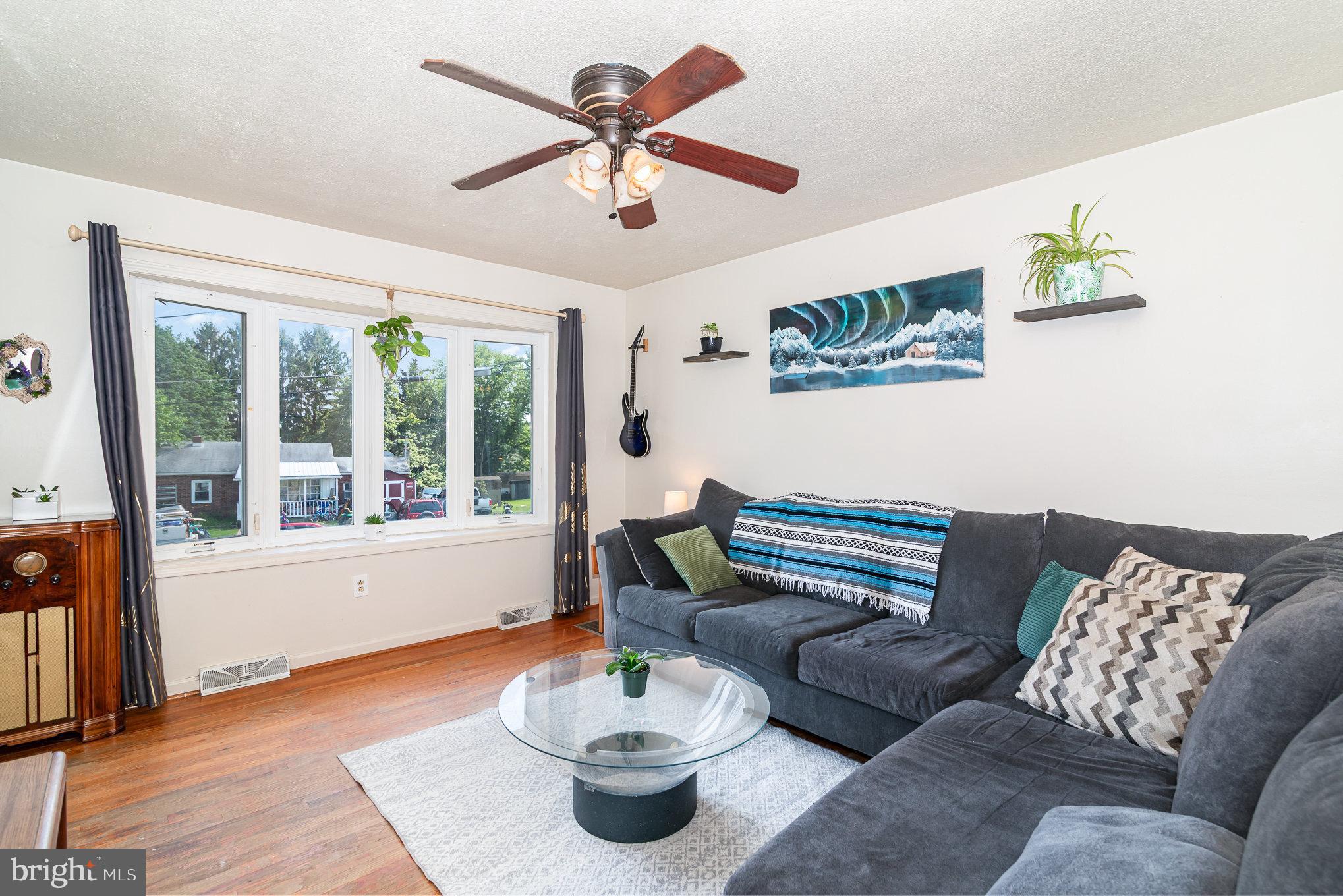 7832 DEWEY DRIVE