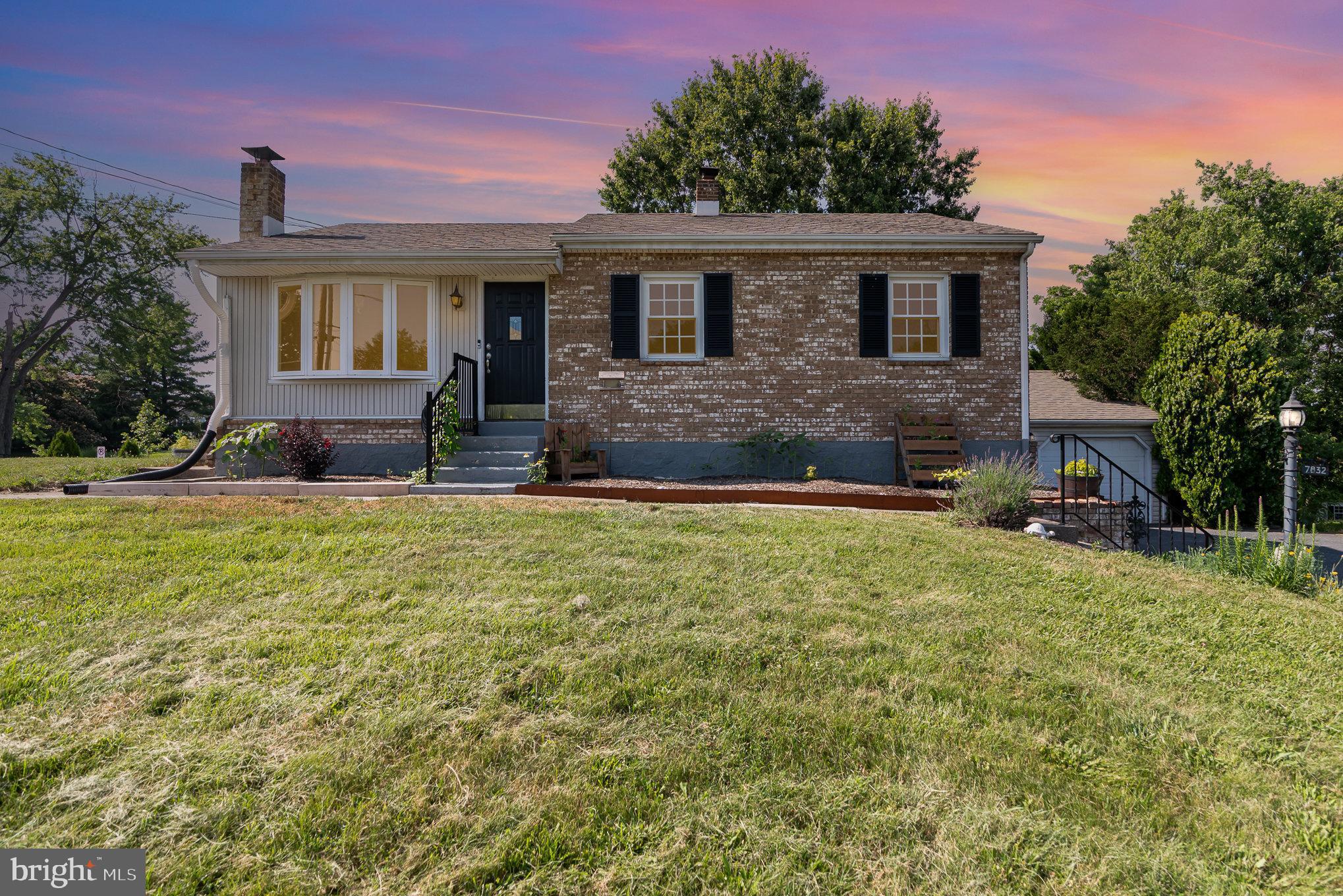 7832 DEWEY DRIVE