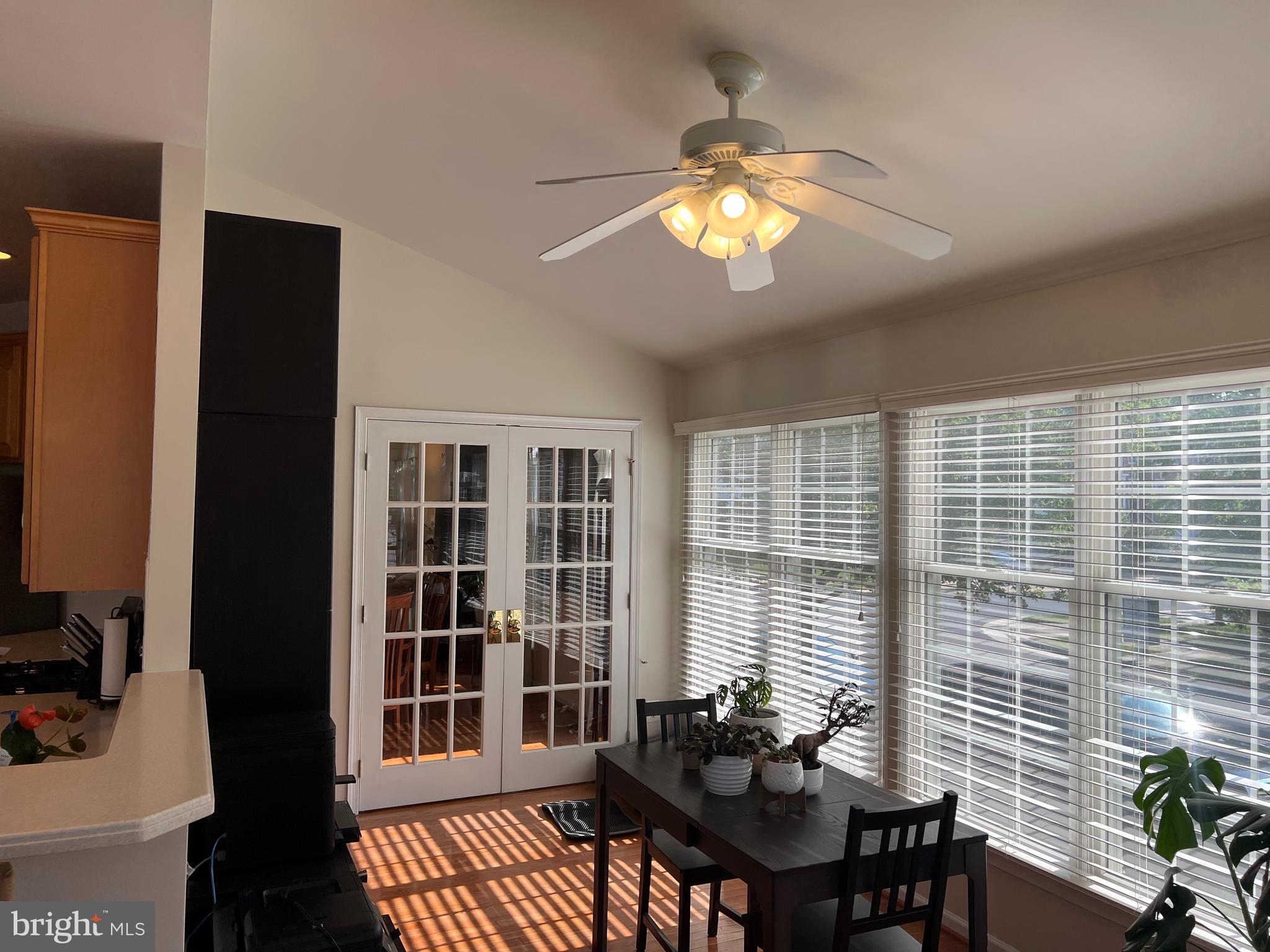 SOUTH RIDING - Residential Lease