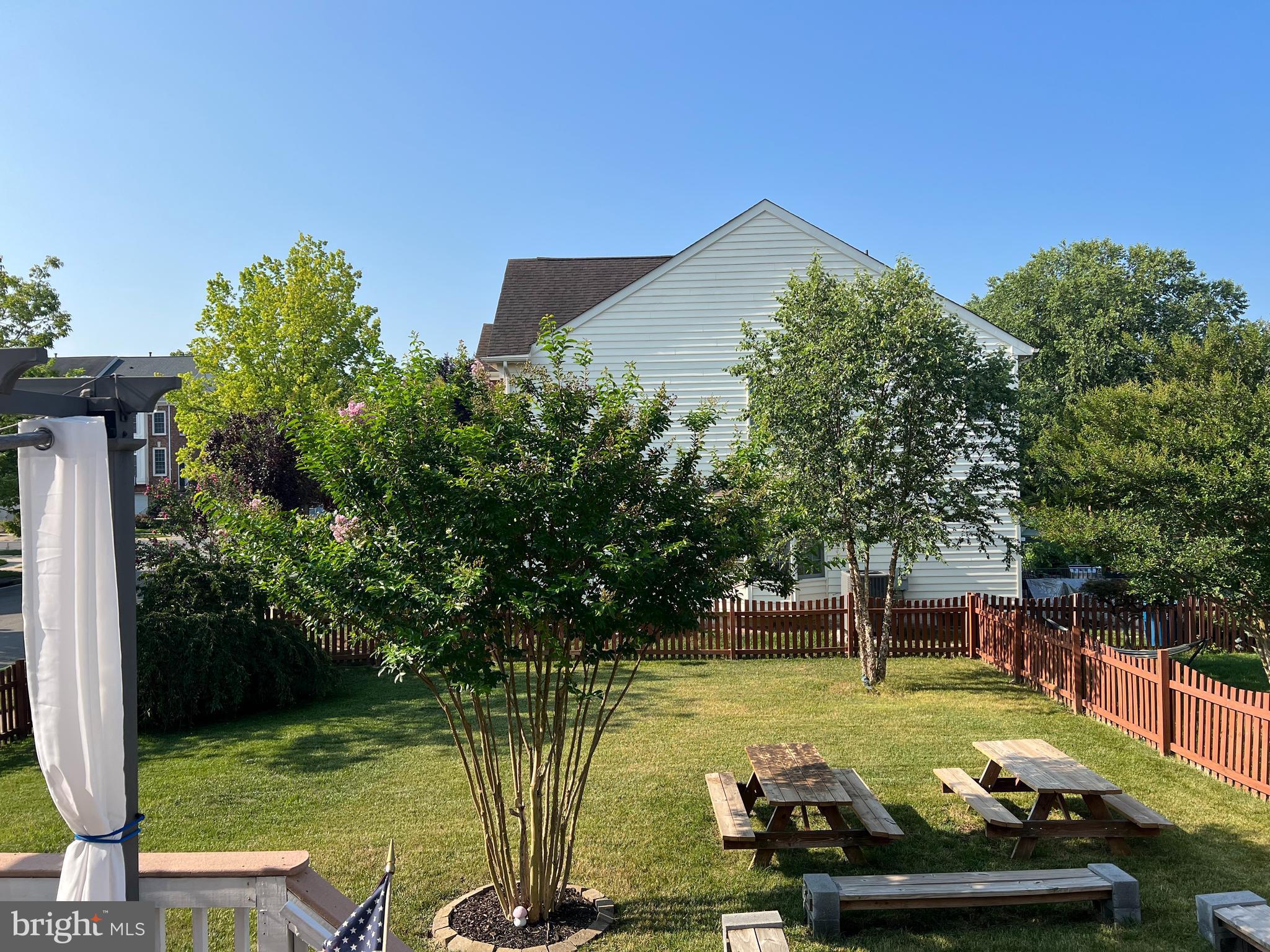 SOUTH RIDING - Residential Lease