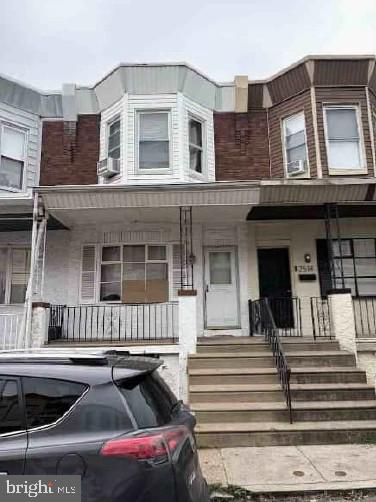 Townhouse For Sale - 2516 S Felton Street<br/> PHILADELPHIA, PA 19142
