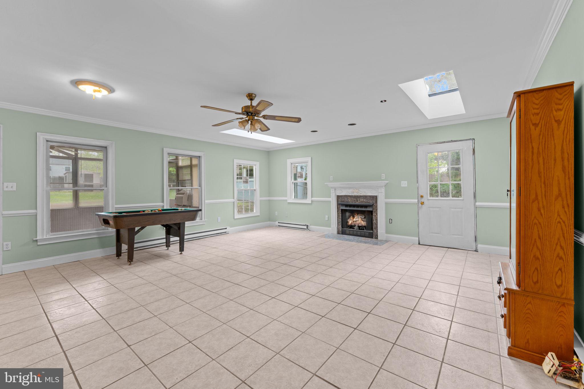 LORFAX HEIGHTS - Residential