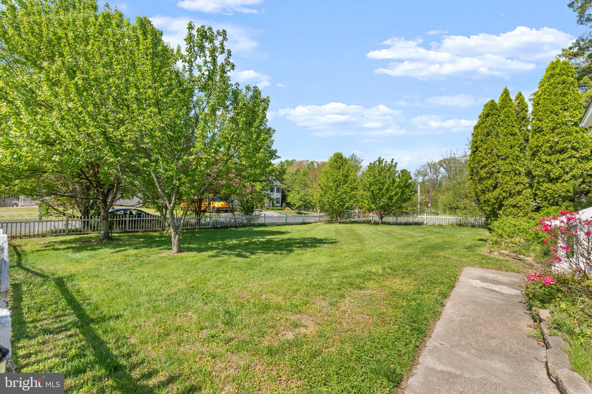 LORFAX HEIGHTS - Residential