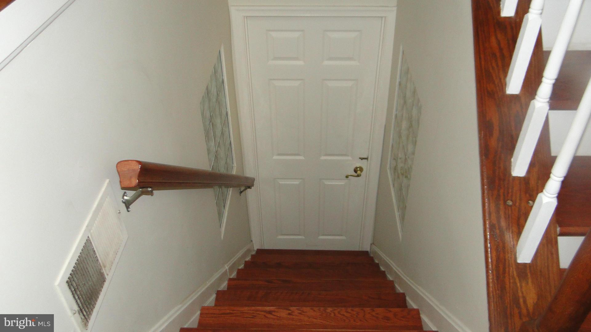 KINGSTOWNE - Residential Lease