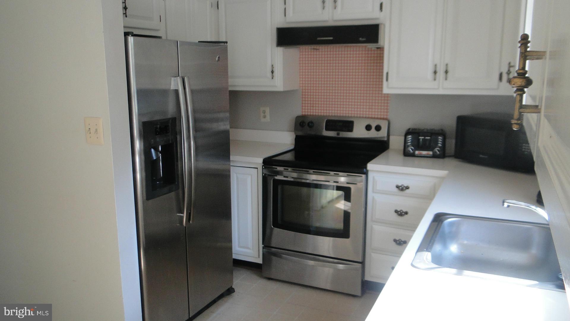 KINGSTOWNE - Residential Lease