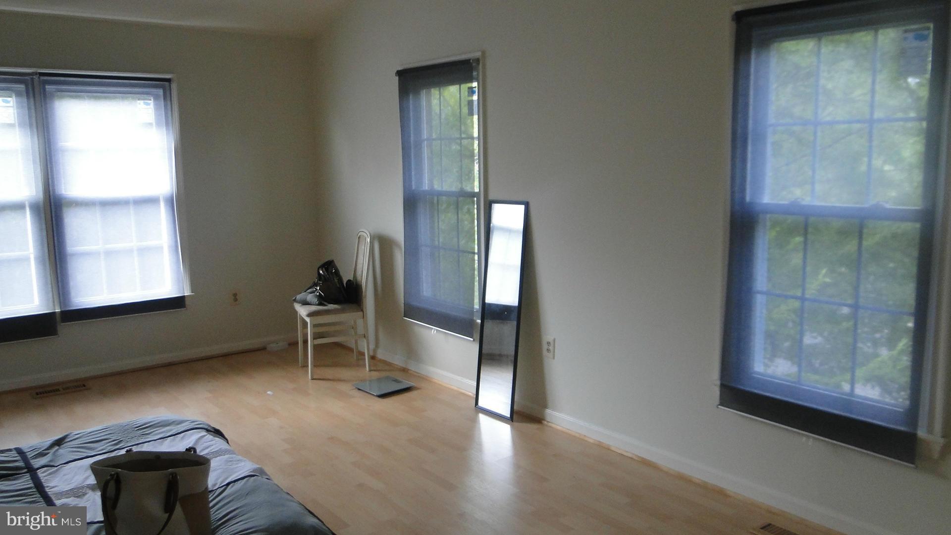 KINGSTOWNE - Residential Lease