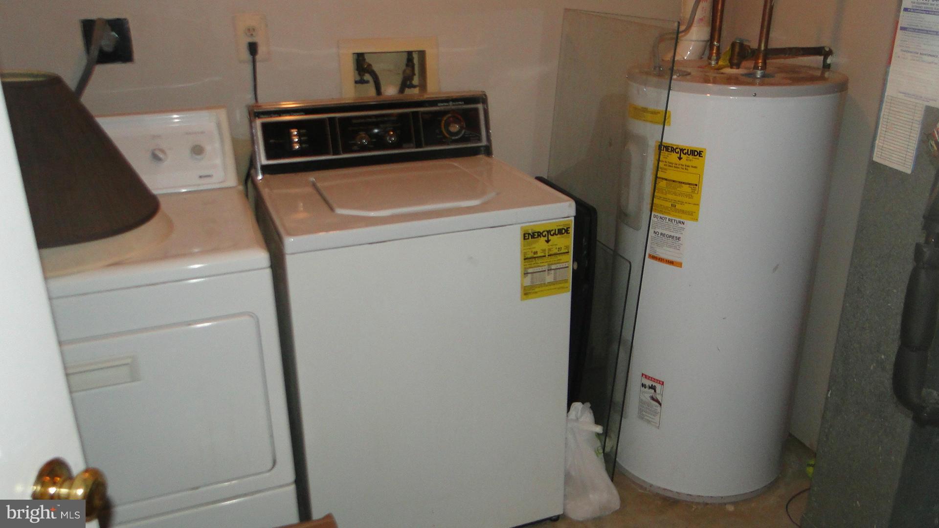 KINGSTOWNE - Residential Lease