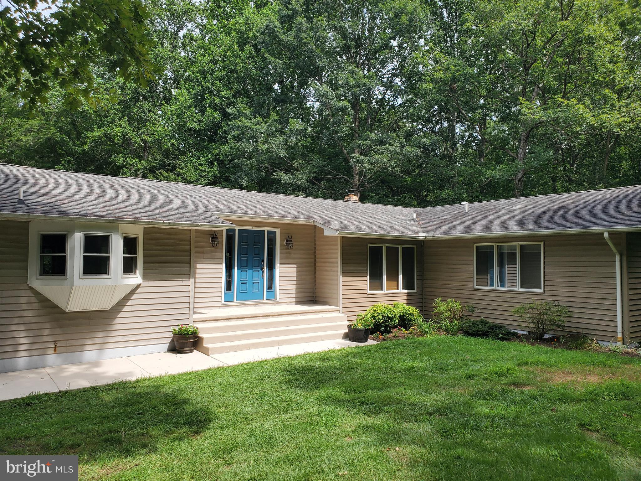 41950 CLOVER HILL COURT