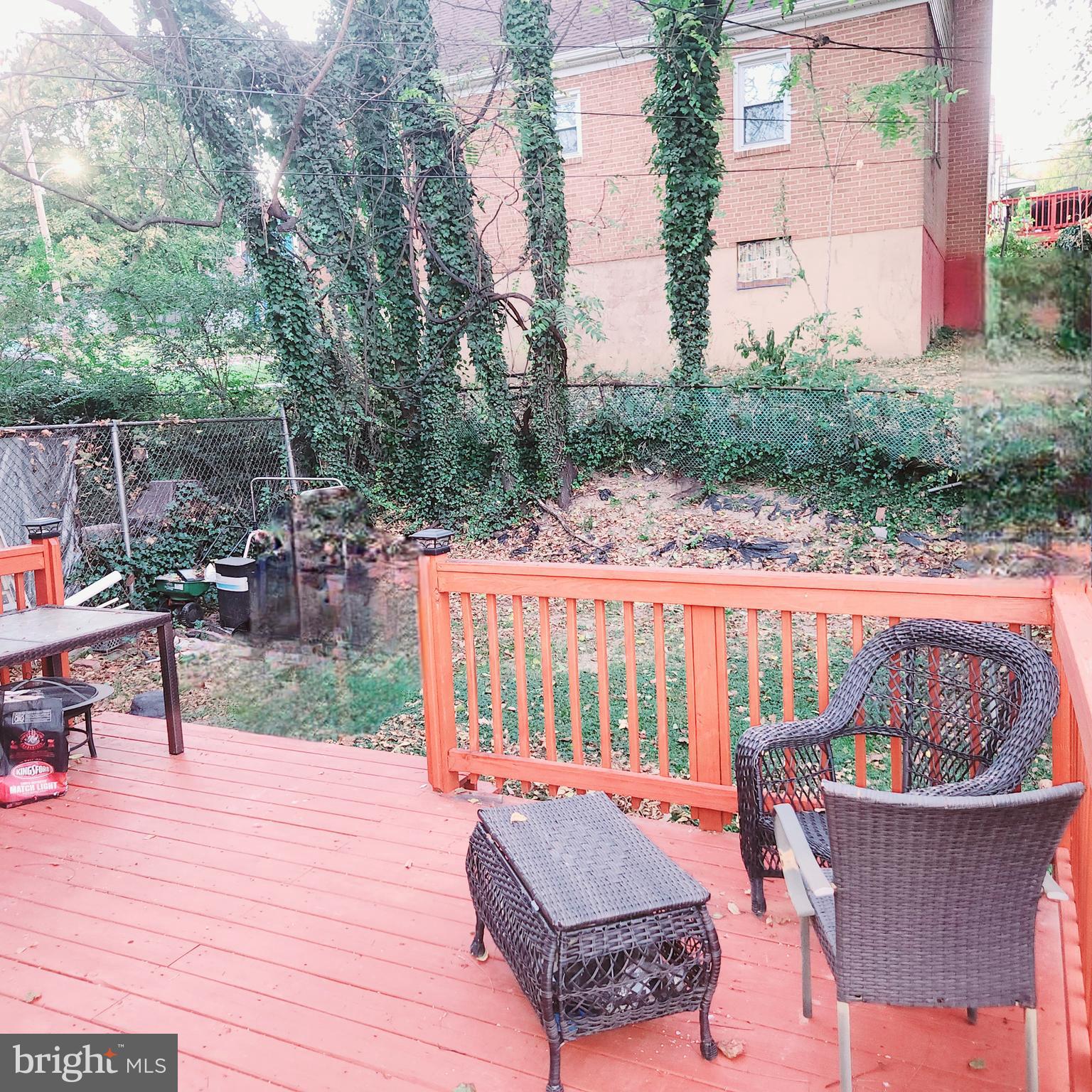 FRANKFORD - Residential Lease