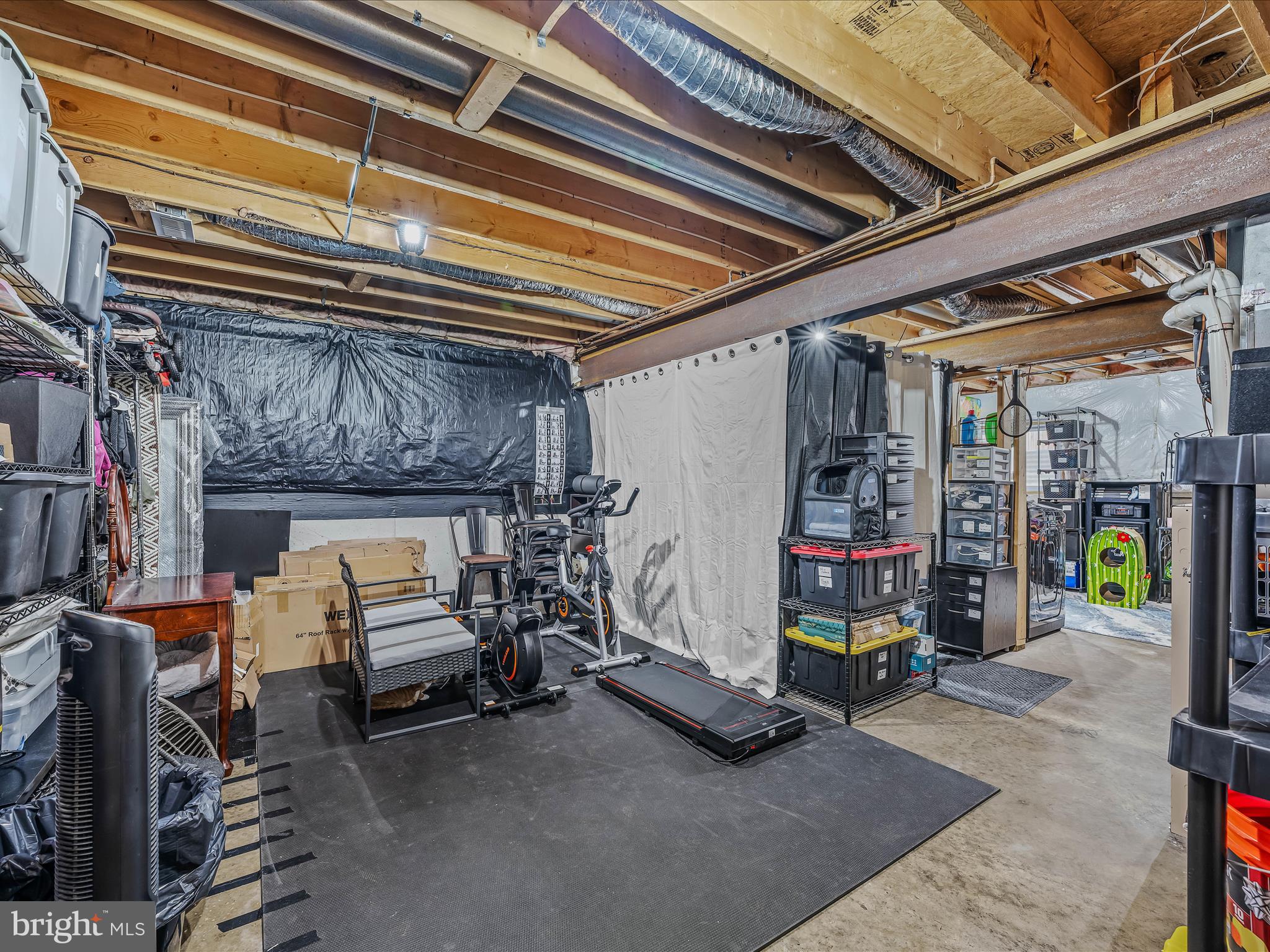 GEORGETOWN SQUARE - Residential