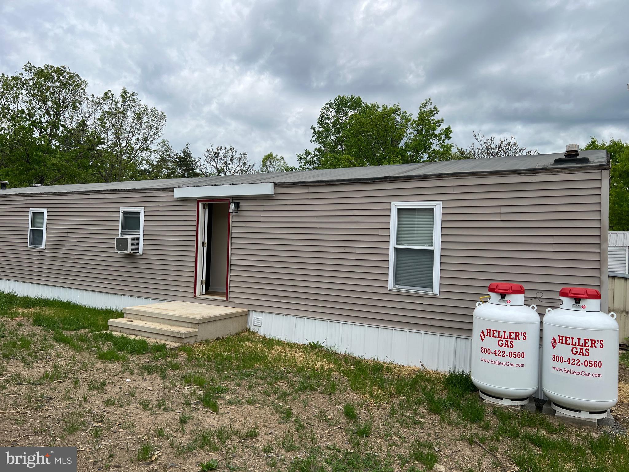 NONE AVAILABLE - Residential Lease