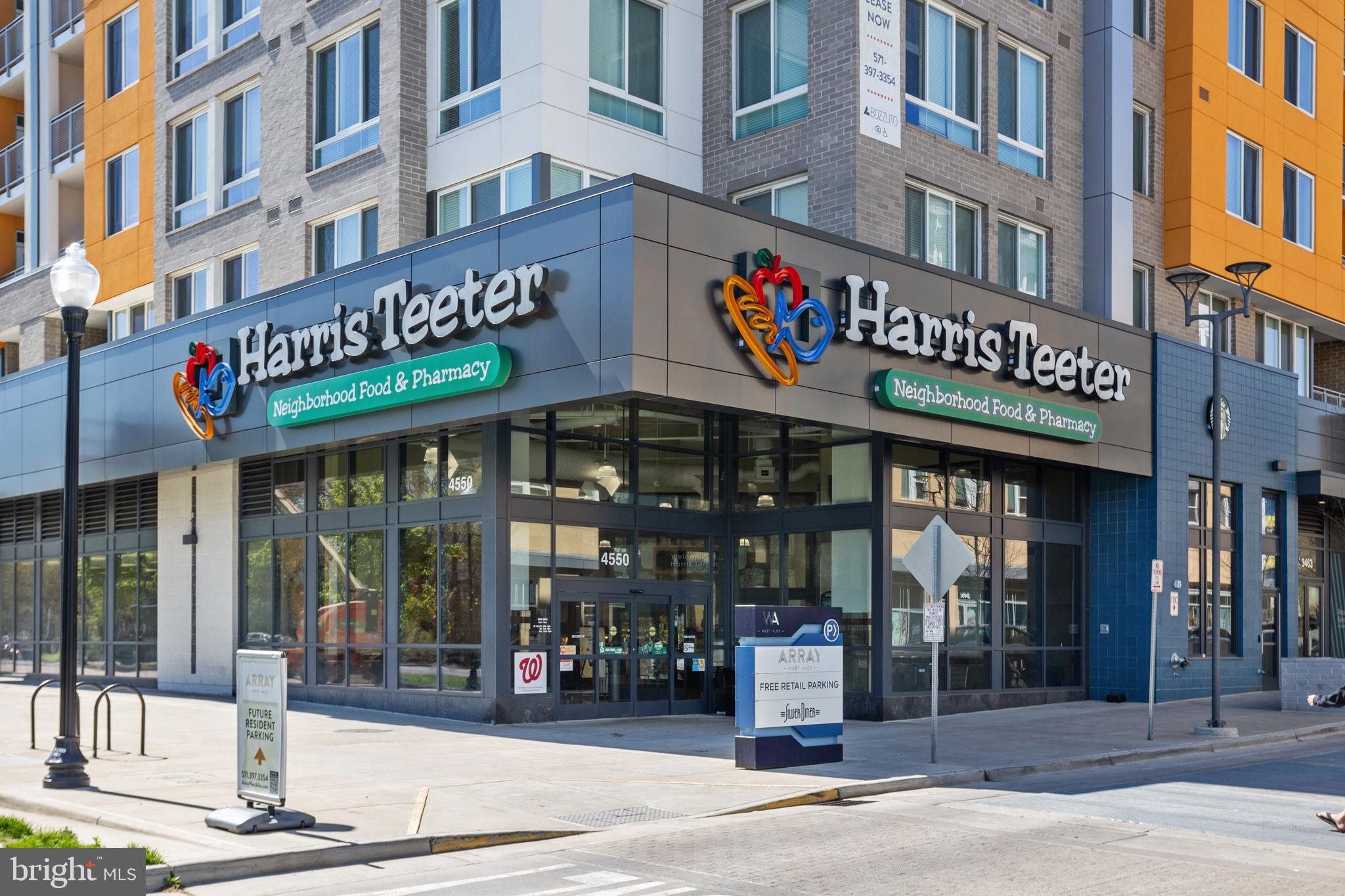 POINTE AT PARK CENTER - Residential Lease