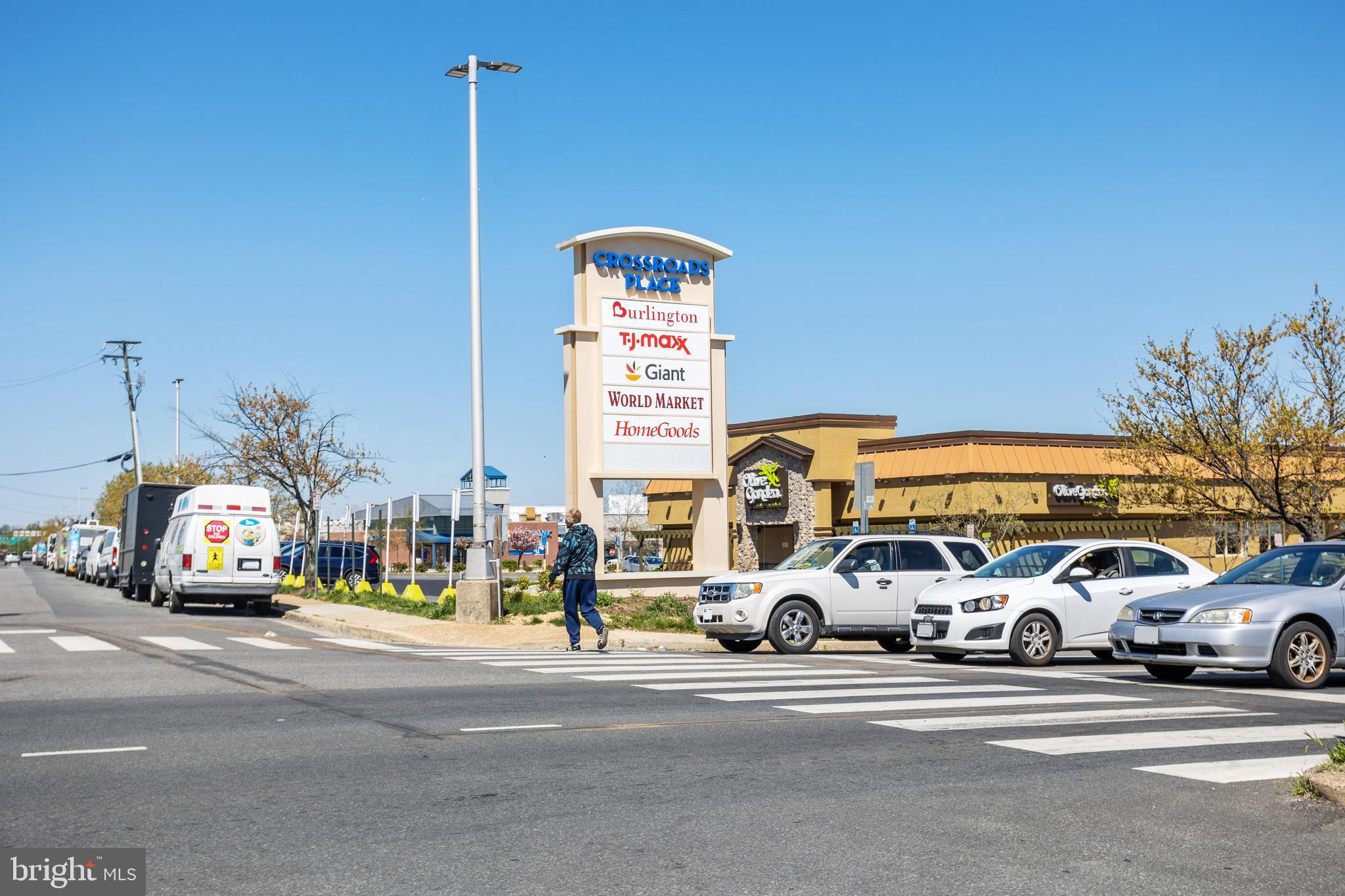 POINTE AT PARK CENTER - Residential Lease