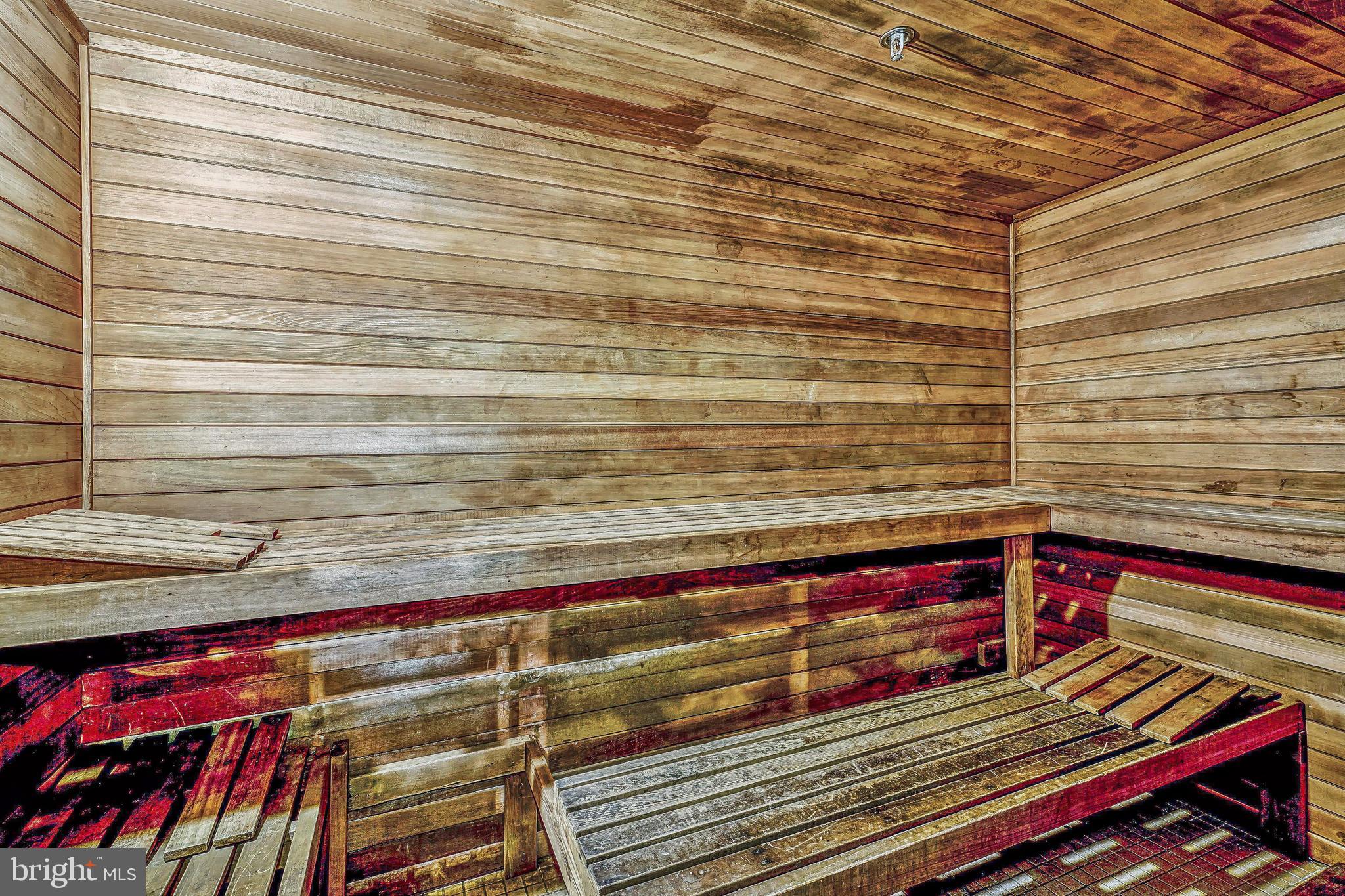 POINTE AT PARK CENTER - Residential Lease